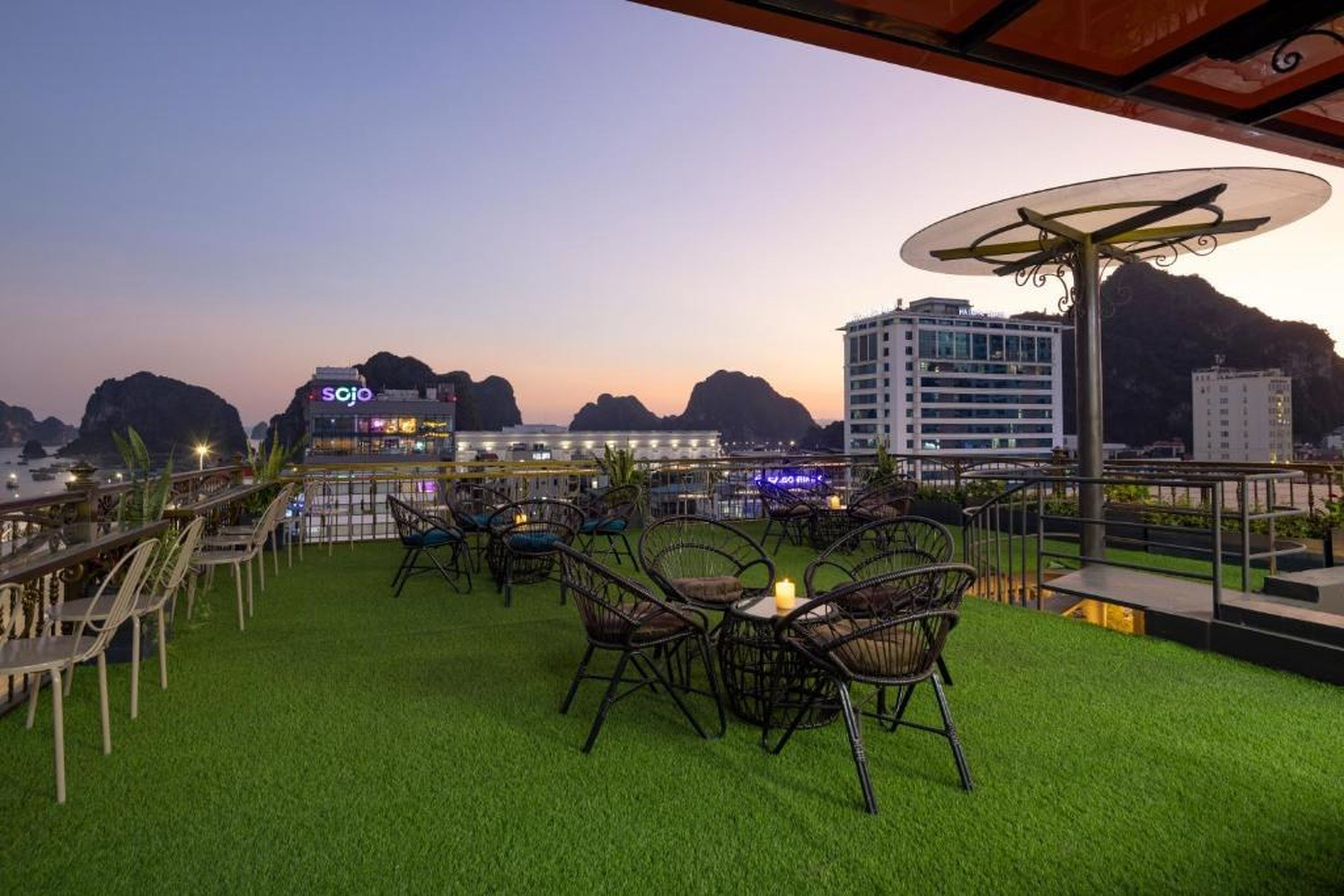 Diamond Luxury Hotel - Hình 4