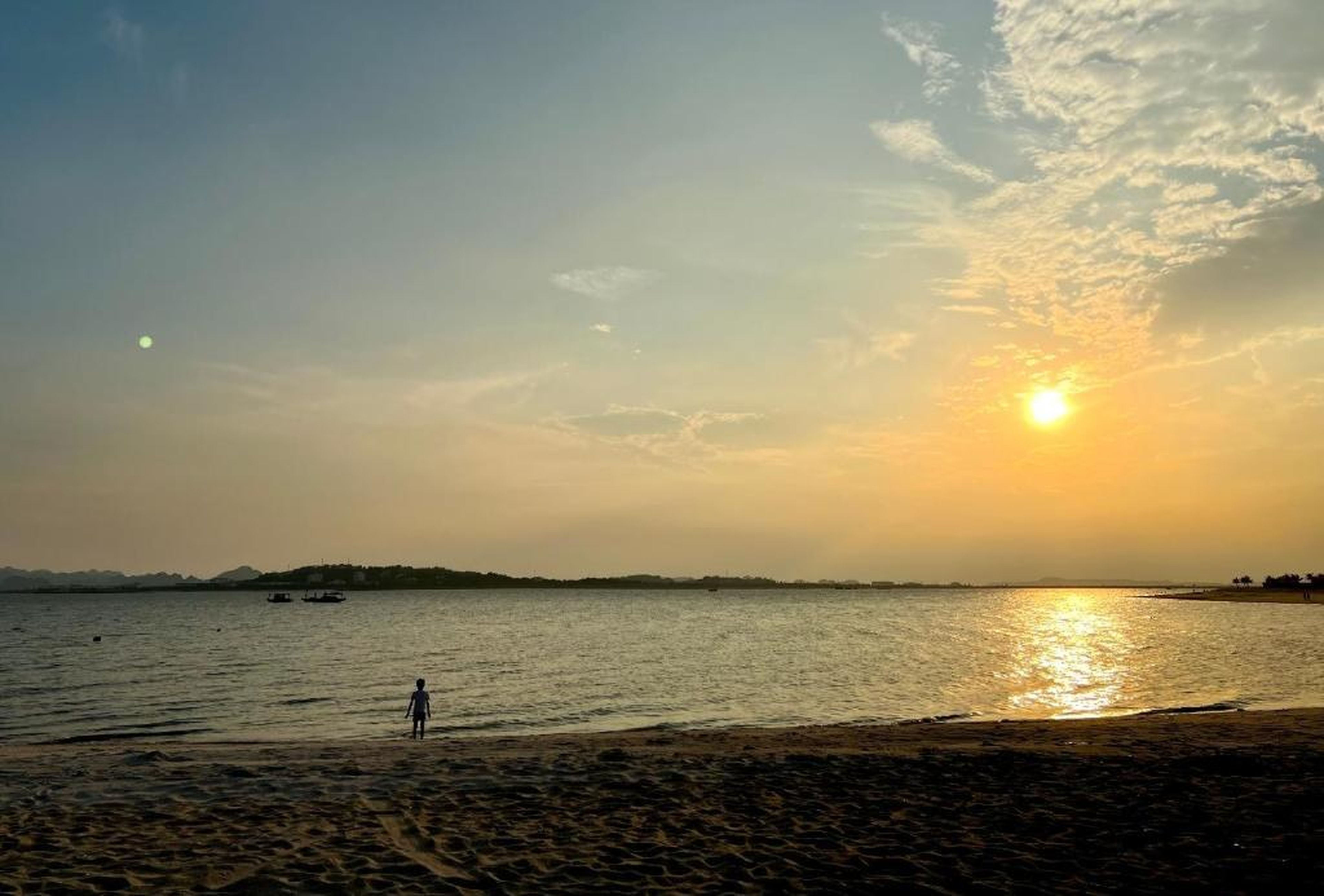 MiVi Seaview Homestay Citadines Marina Hung Thang Ha Long - Hình 12
