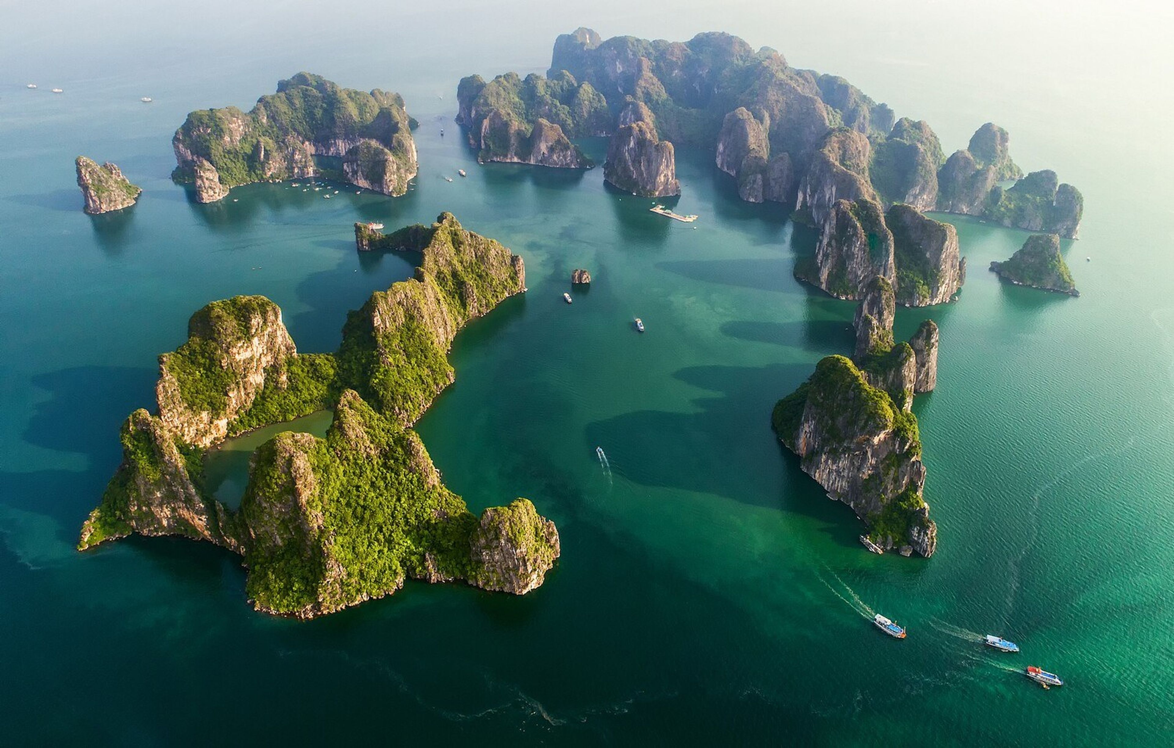 Du lịch Hạ Long - Ngắm mùa thu trên vịnh đẹp nhất Việt Nam - Hình 3