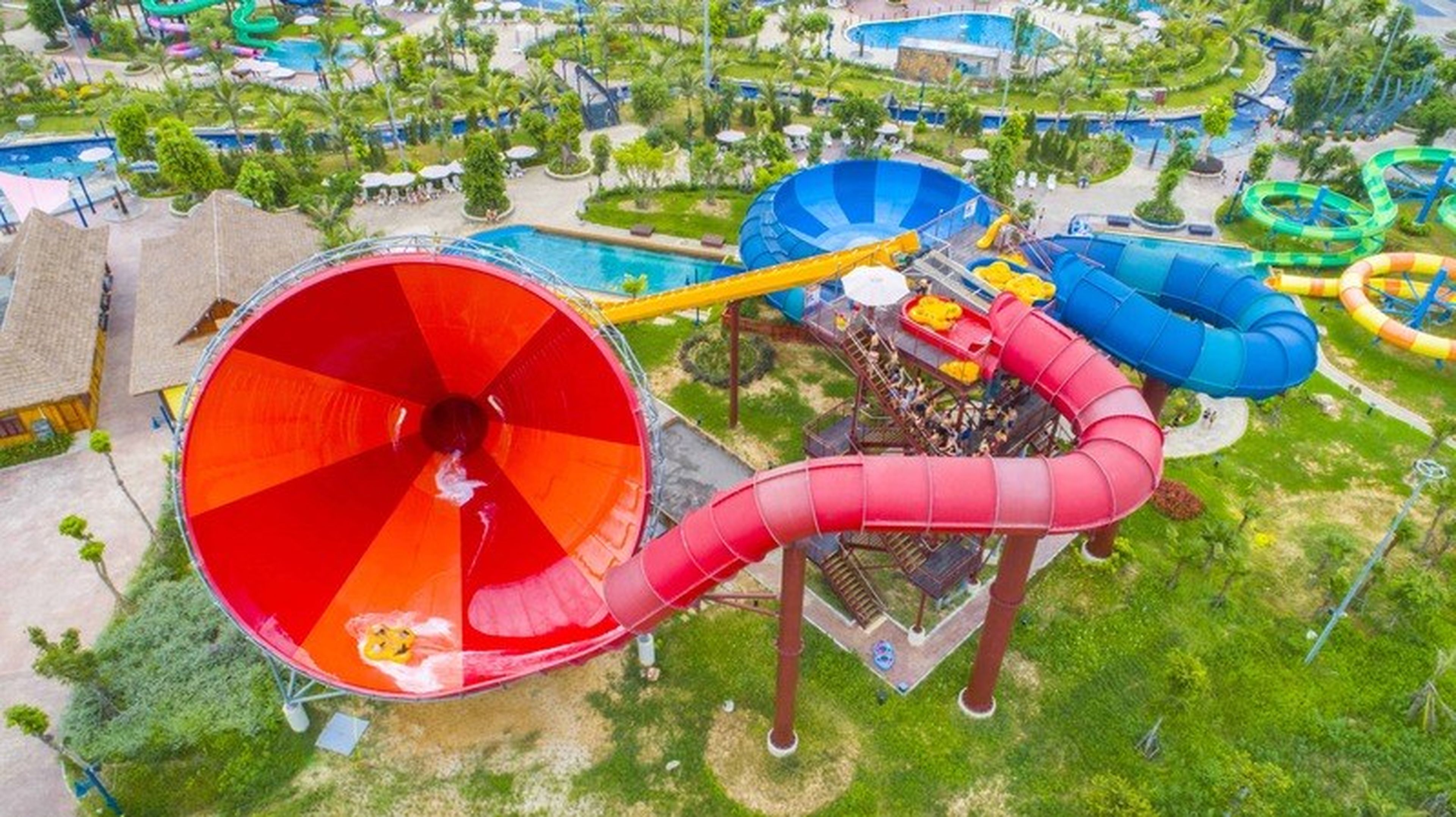 Công viên nước Hạ Long, không gian giải trí cực chất tại Sun World - Hình 10