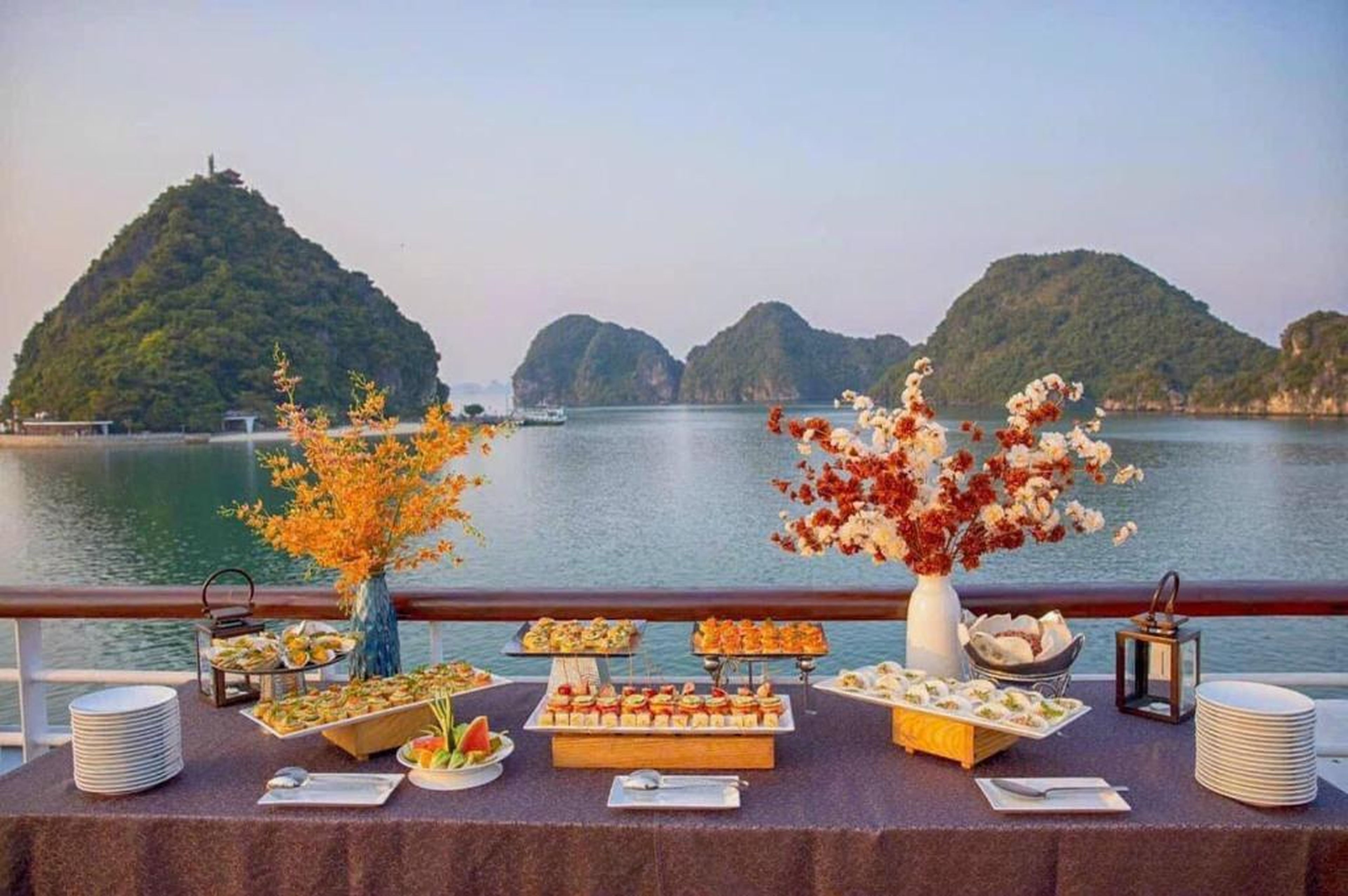 Aqua Elegance Cruise - Halong Bay by AHG - Hình 50