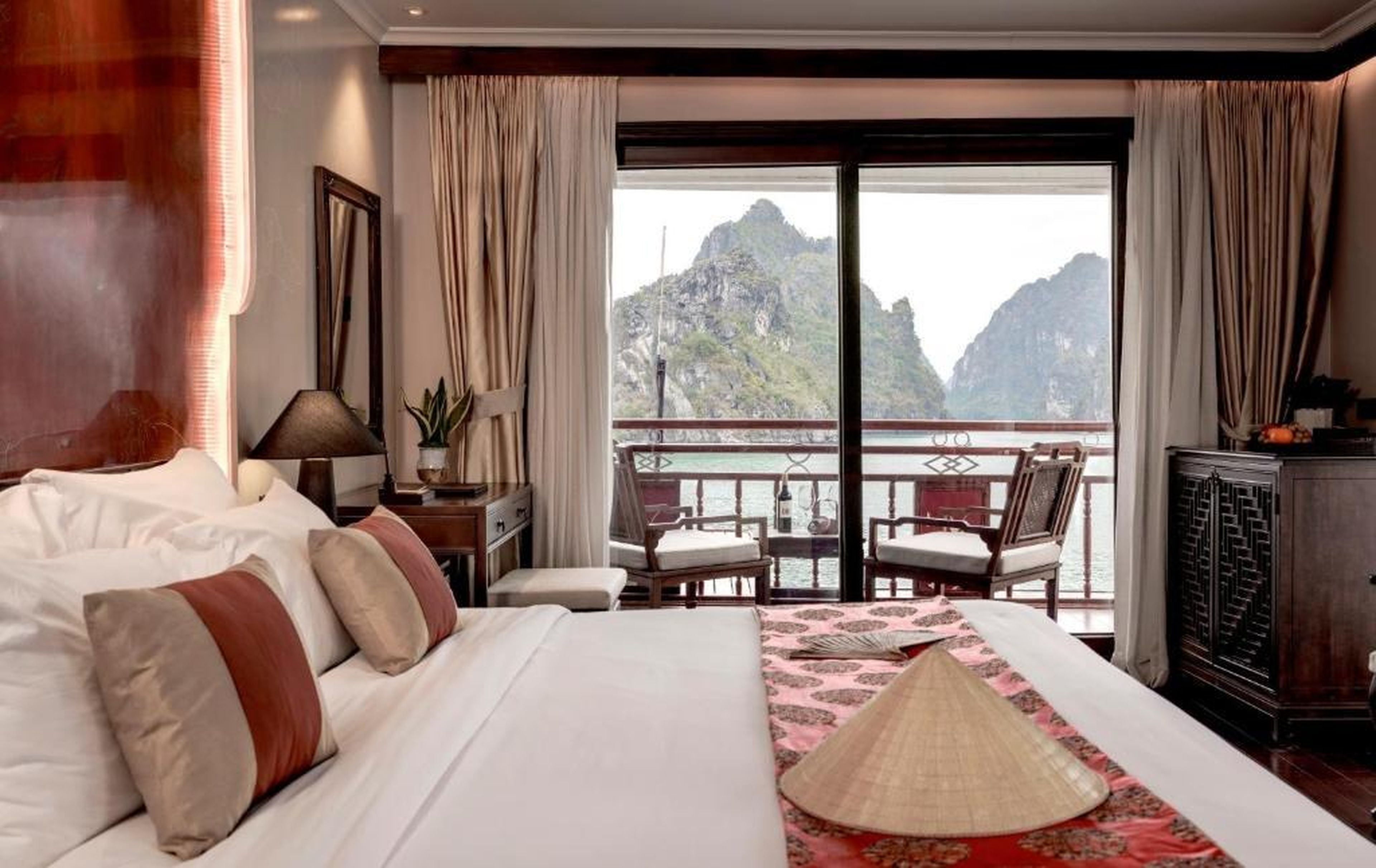 Heritage Line Violet Cruise - Halong Bay & Lan Ha Bay - Hình 22
