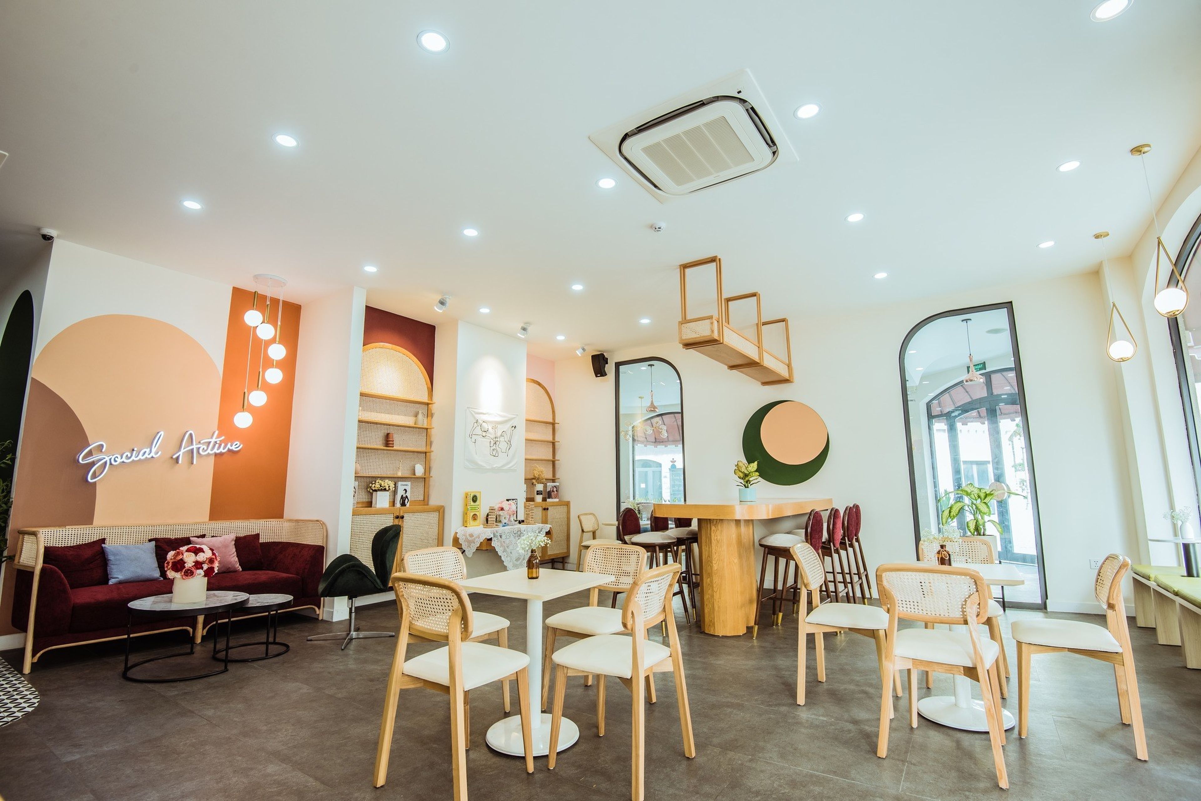 Top 8 Cafés in Ha Long with Stunning Instagrammable Corners - Hình 9