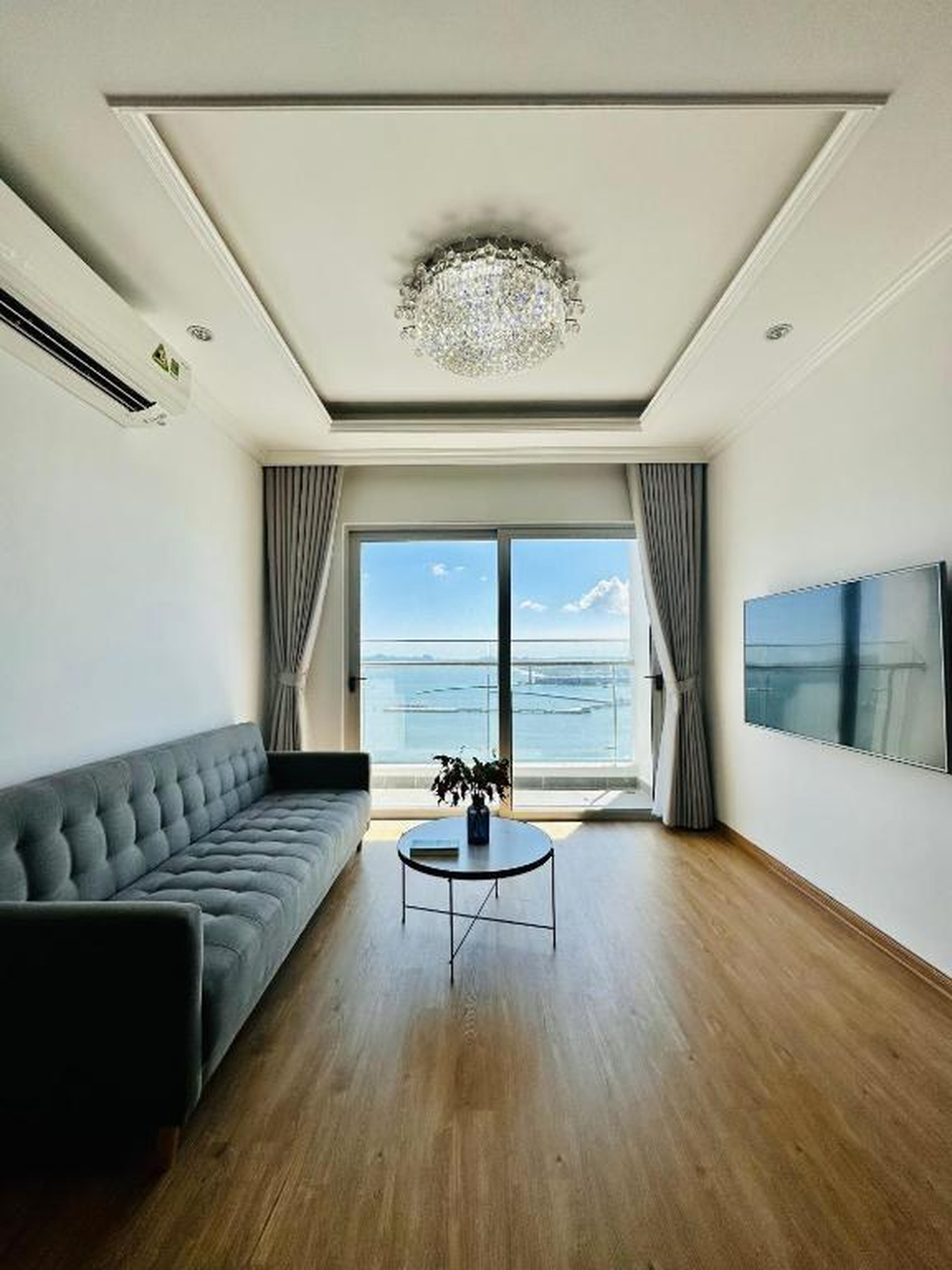 Hoa Homestay Hạ Long - Hình 11