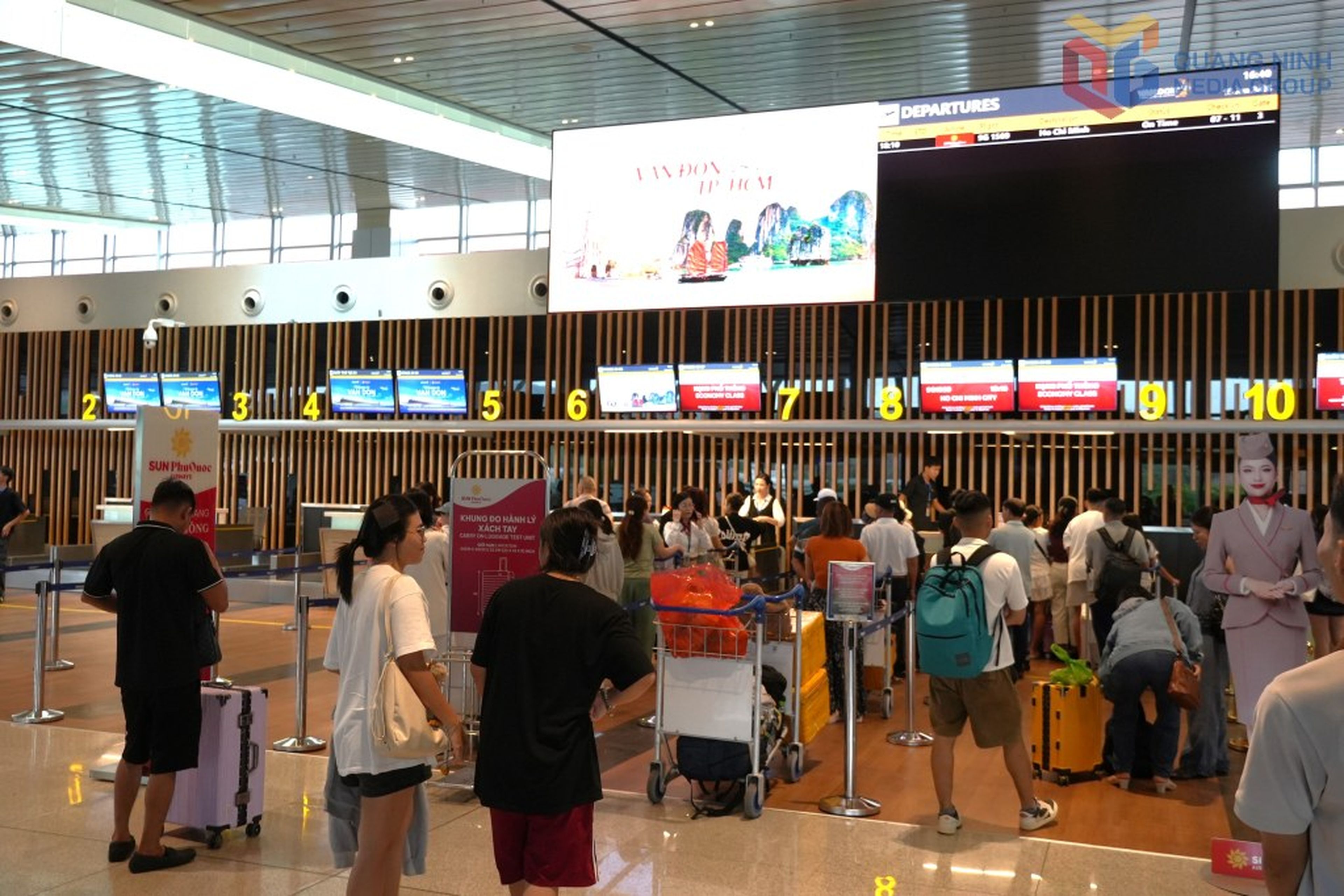 Connecting Flight Routes, Expanding Tourism Development - Hình 2