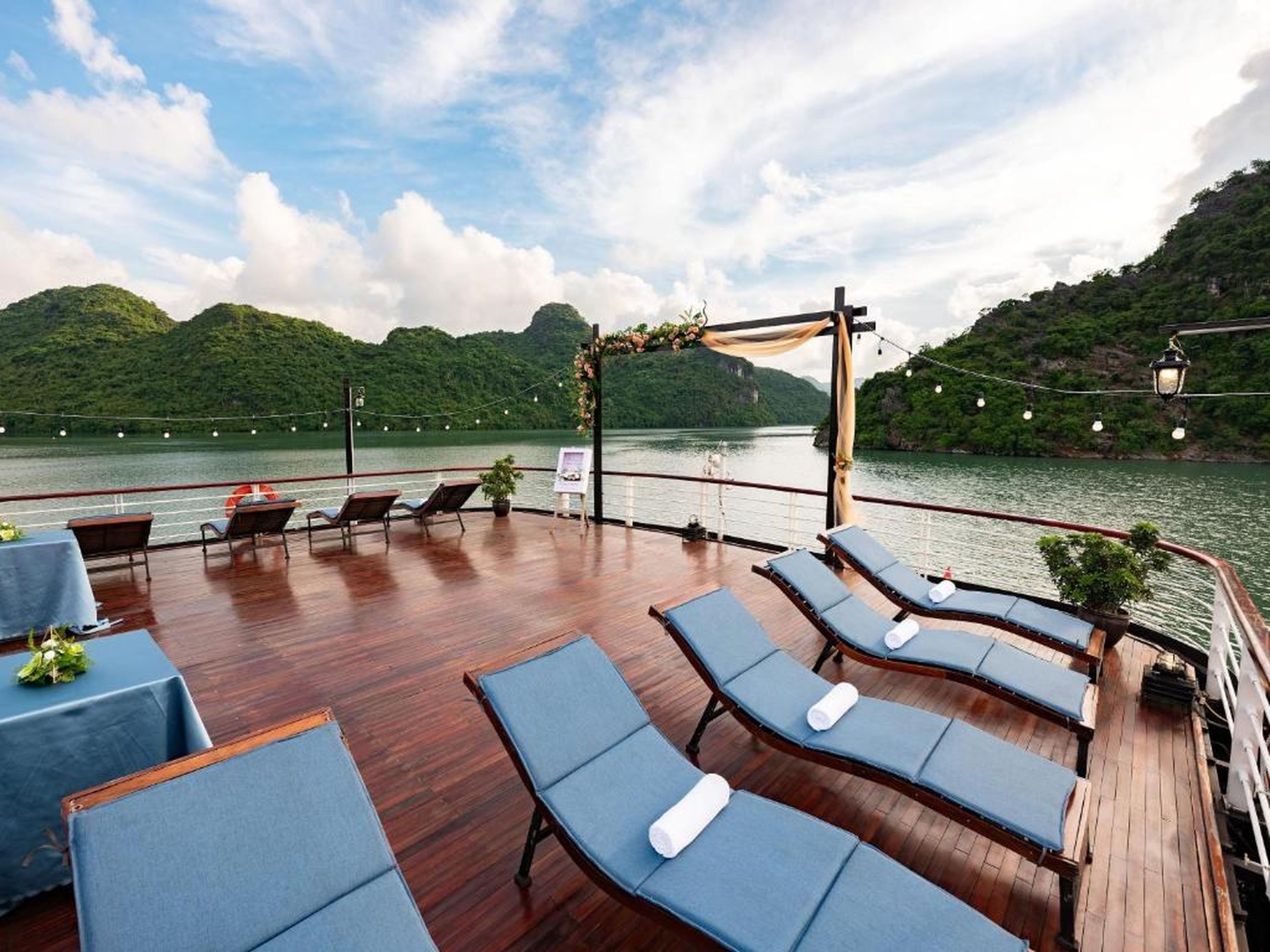 Amanda Luxury Cruise - Hình 10