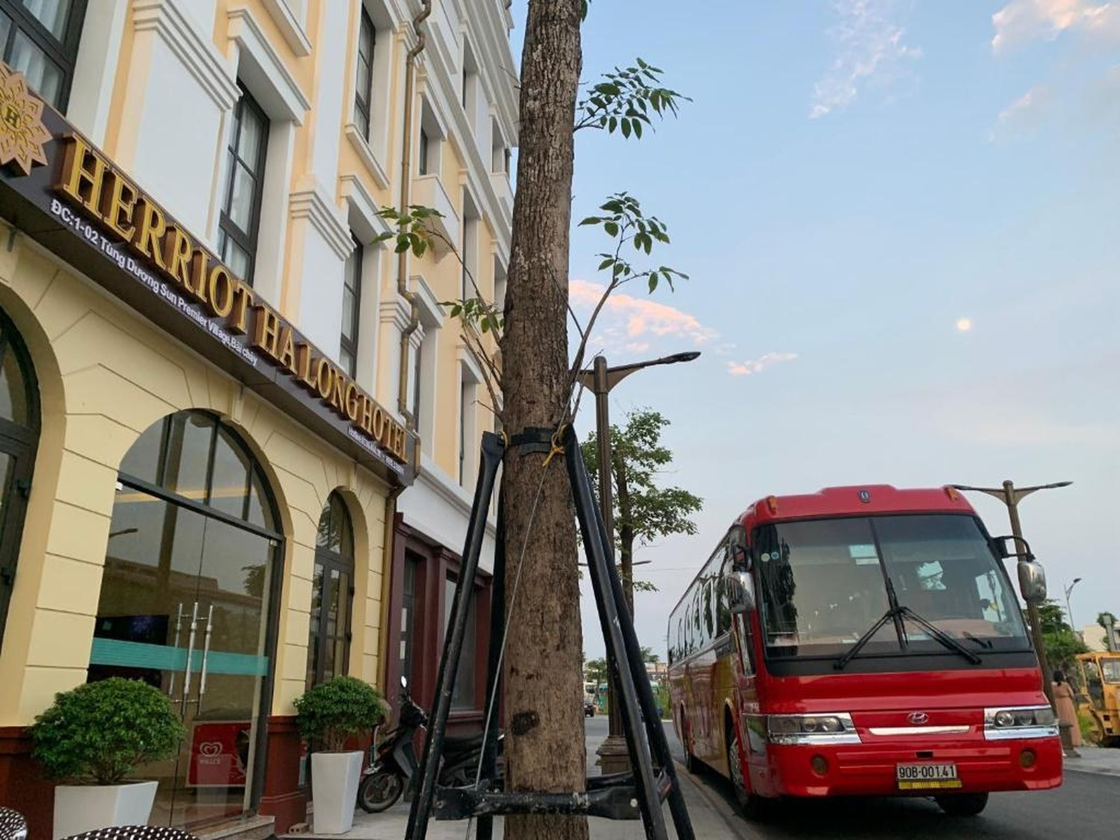 Herriot Hạ Long Hotel - Hình 15