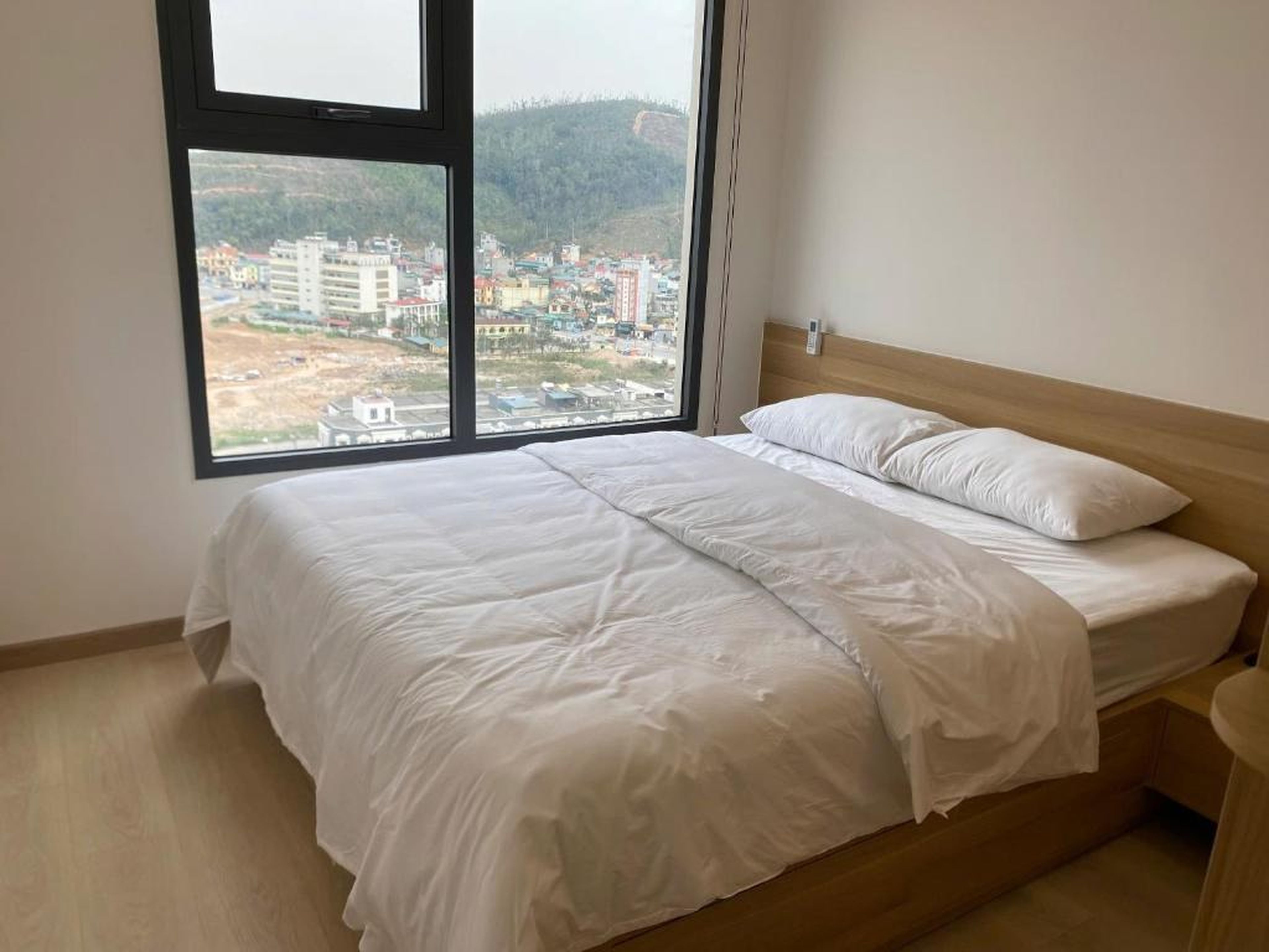 Homestay Dragon Castle Bãi Cháy Hạ Long Quảng Ninh - Hình 2
