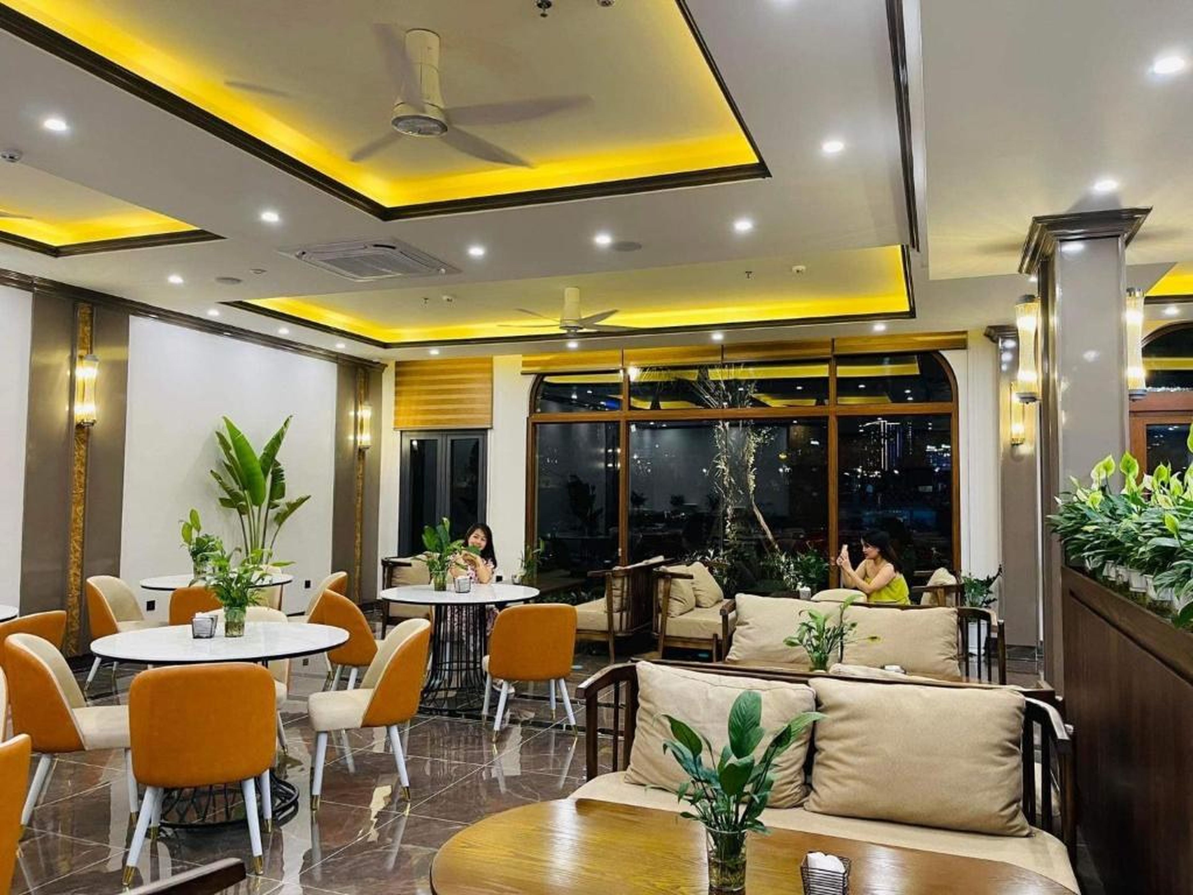 Ha Long Seasun Hotel - Hình 15