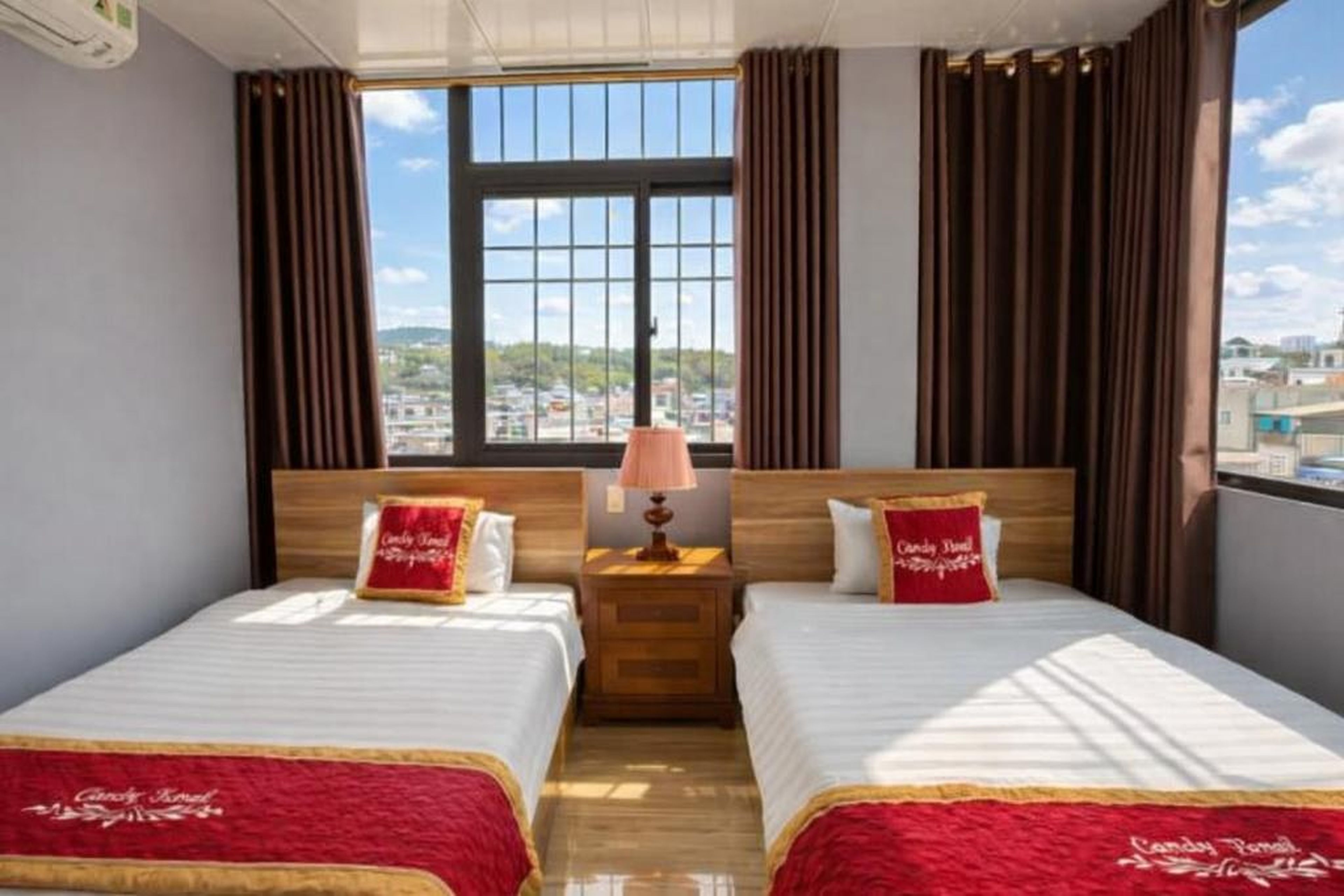 Candy Hotel Hạ Long - Hình 11