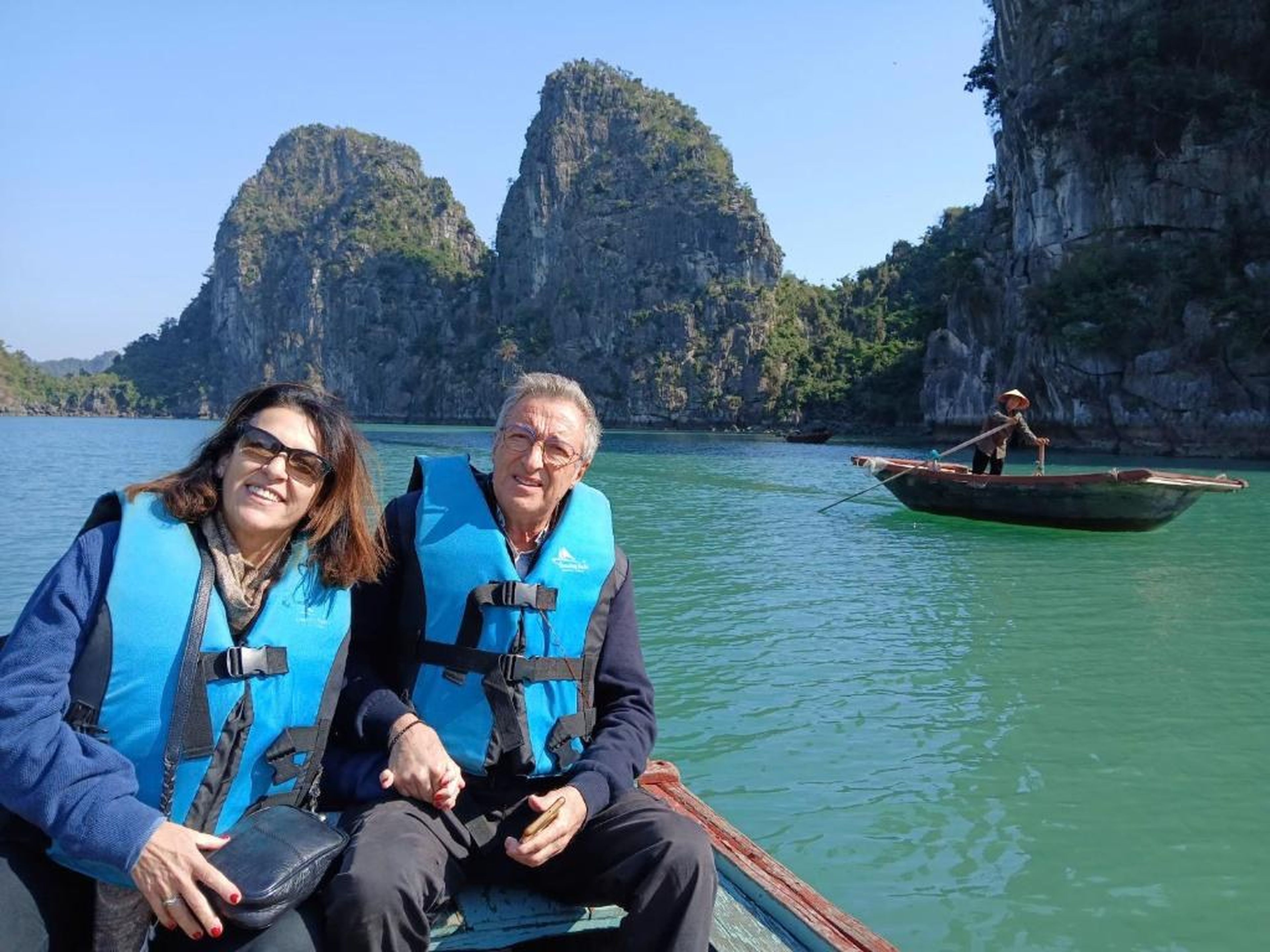Private Sail Ha Long - Bai Tu Long - Hình 25