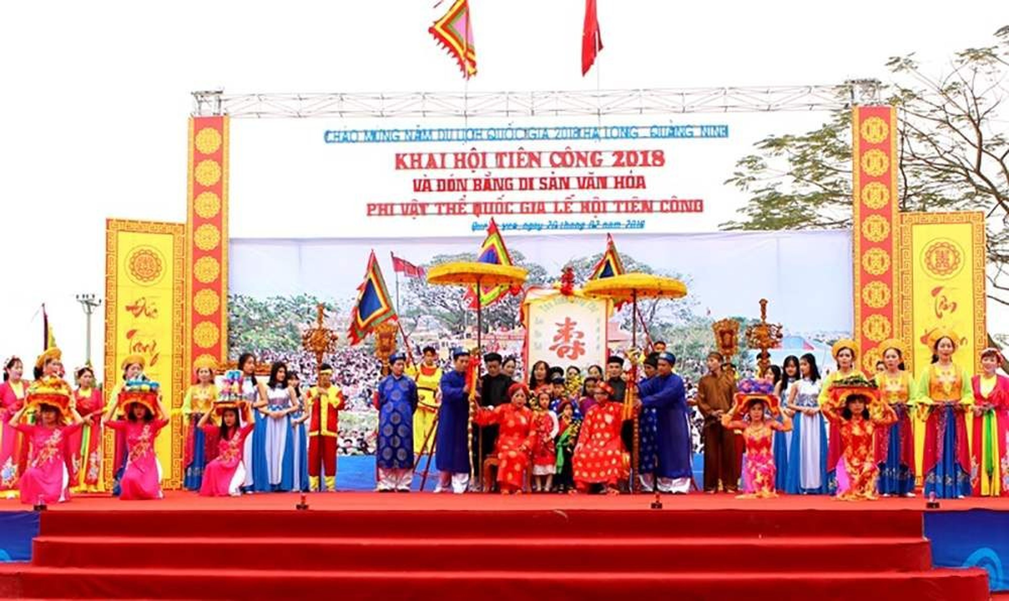 Lễ hội Tiên Công - Lễ hội rước người độc đáo ở Hà Nam, Quảng Ninh - Hình 1