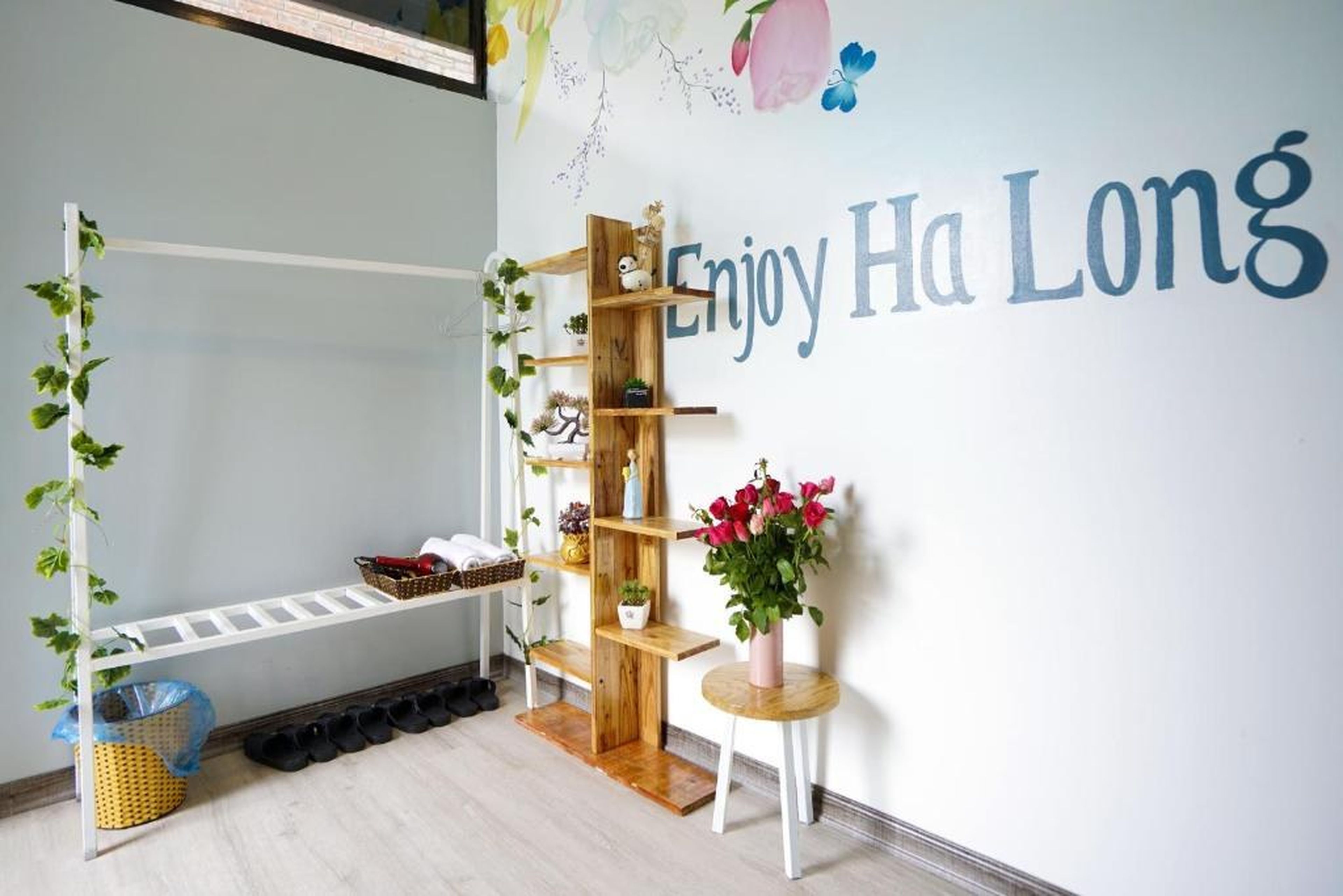 Private room in Halong center-Almor Homestay - Hình 11
