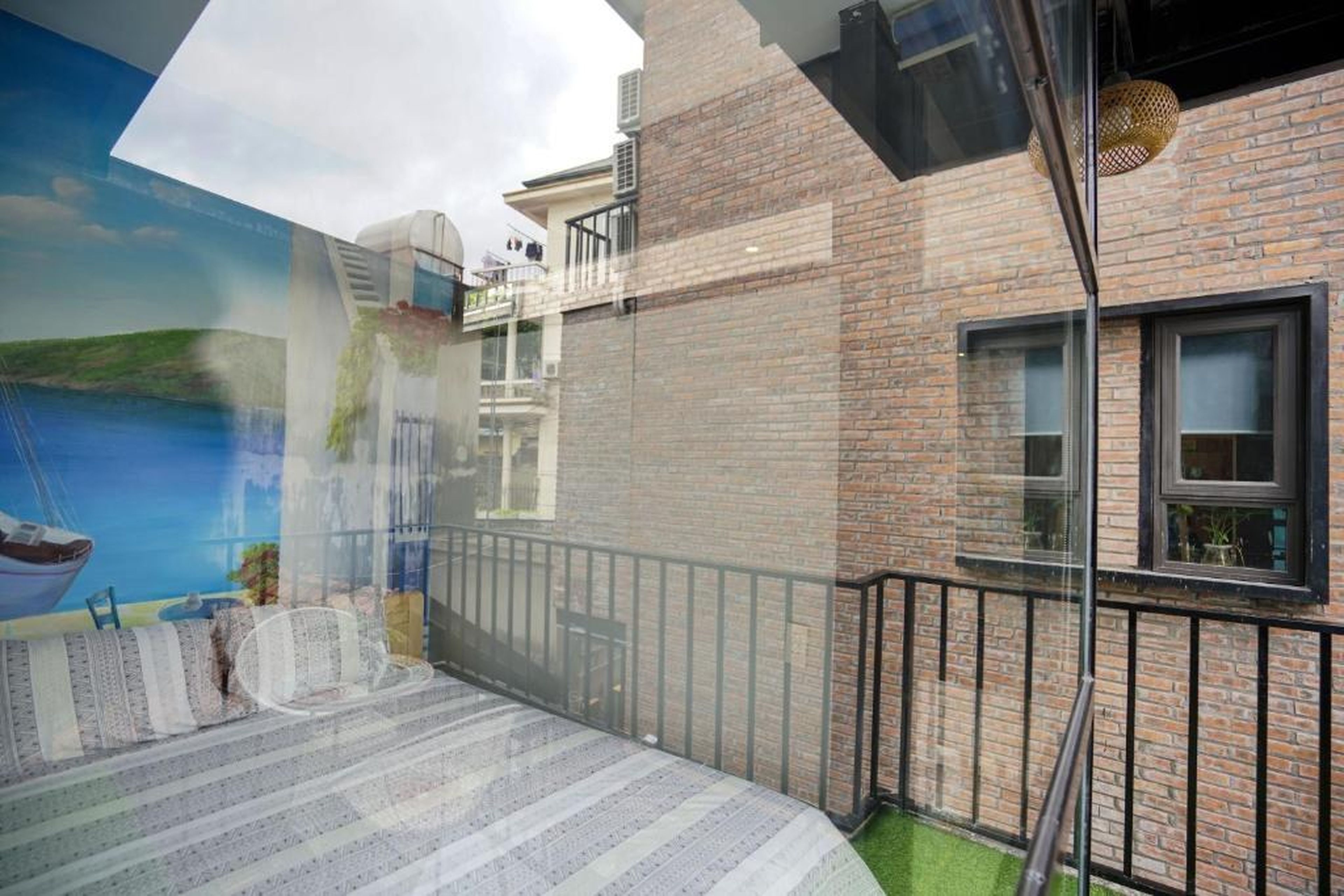 Private room in Halong center-Almor Homestay - Hình 21