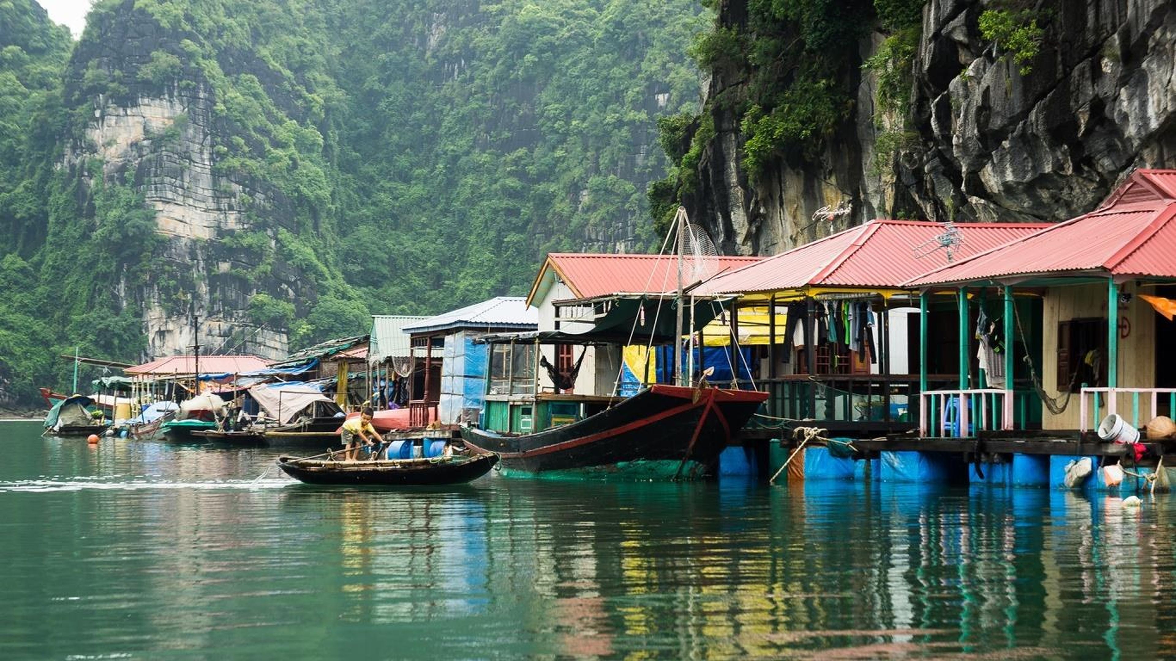Trải nghiệm các hoạt động tại Hạ Long không thể bỏ lỡ - Hình 5