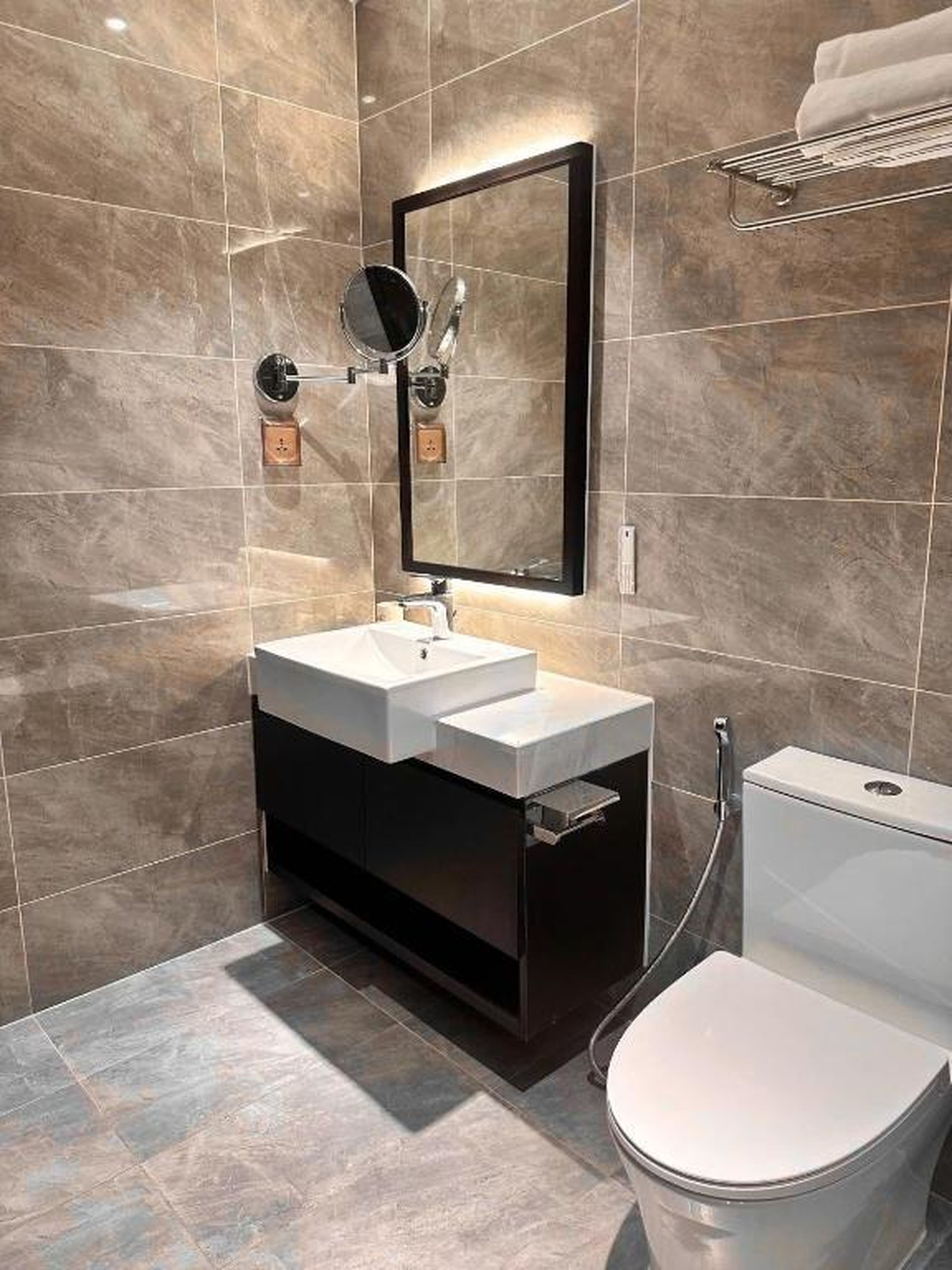 Căn hộ khách sạn Hạ Long Premier Sapphire - Hình 38
