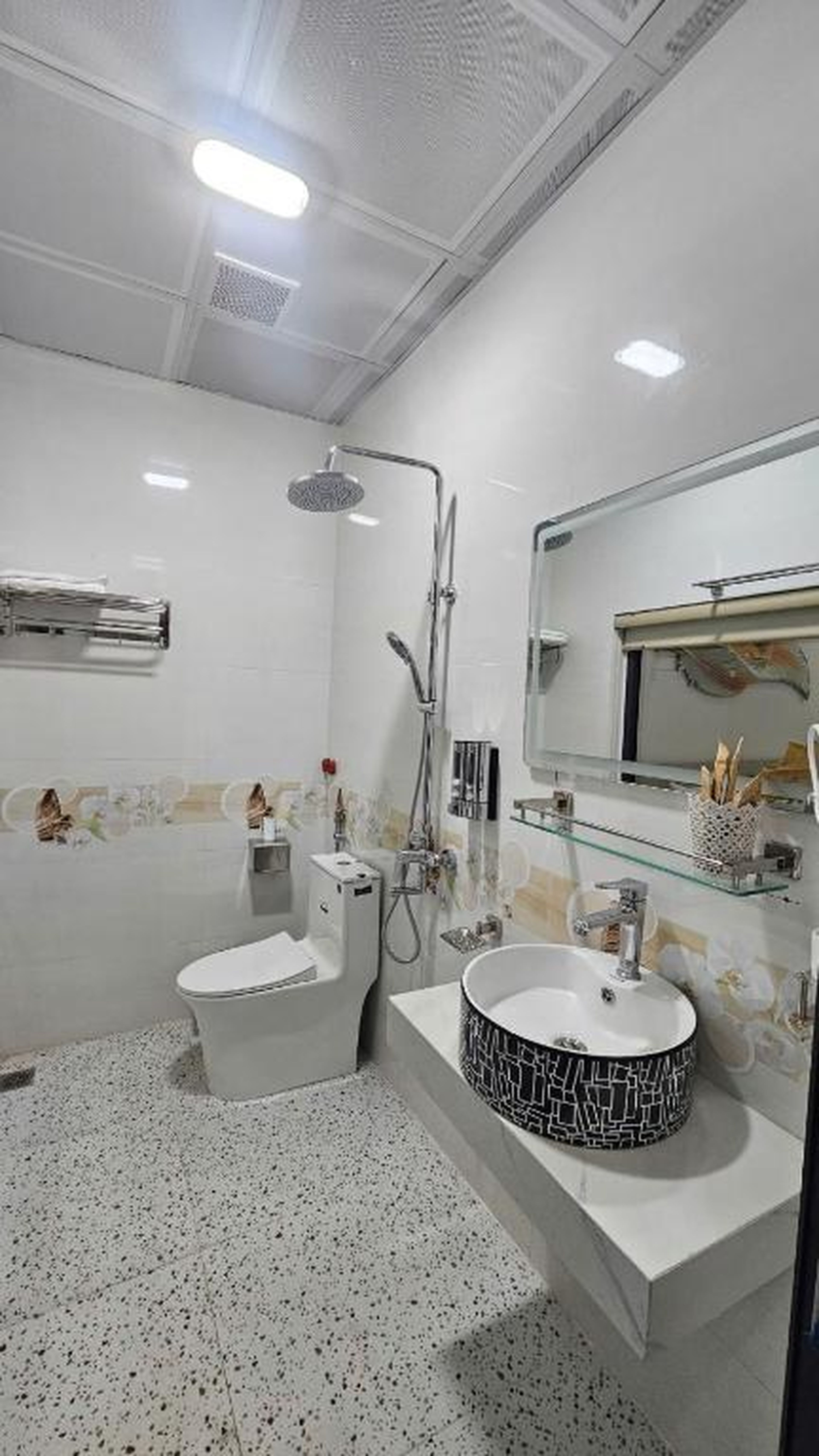 Lucky Hotel Uông Bí - Hình 27