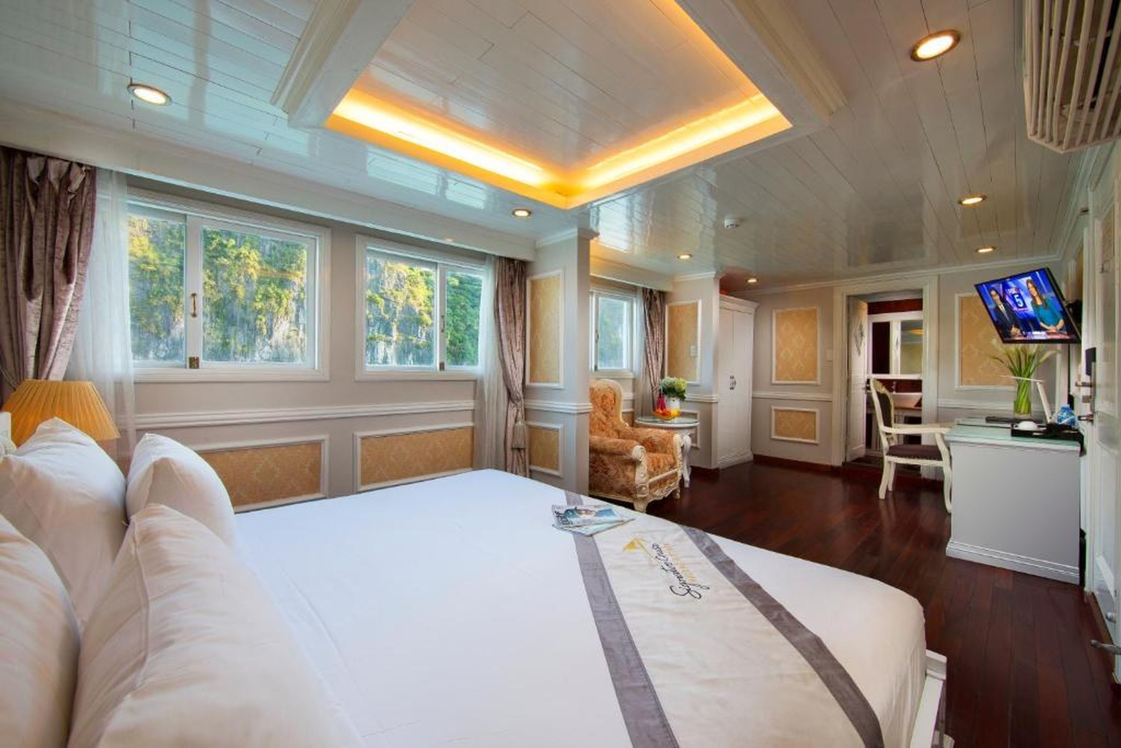 Signature Halong Cruise - Hình 19