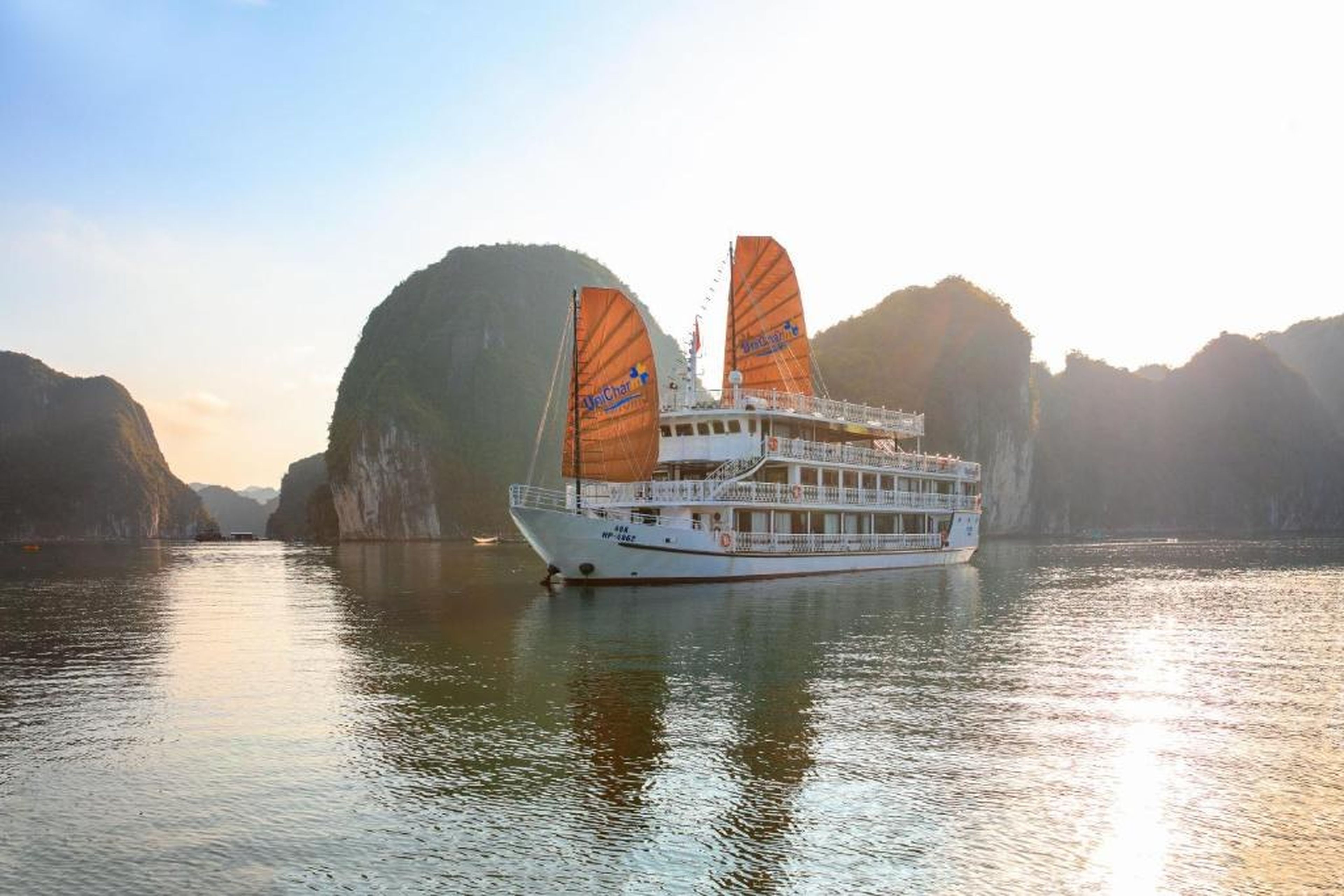 UniCharm Cruise - Hidden Route 2 Bays & Viet Hai village - Hình 6