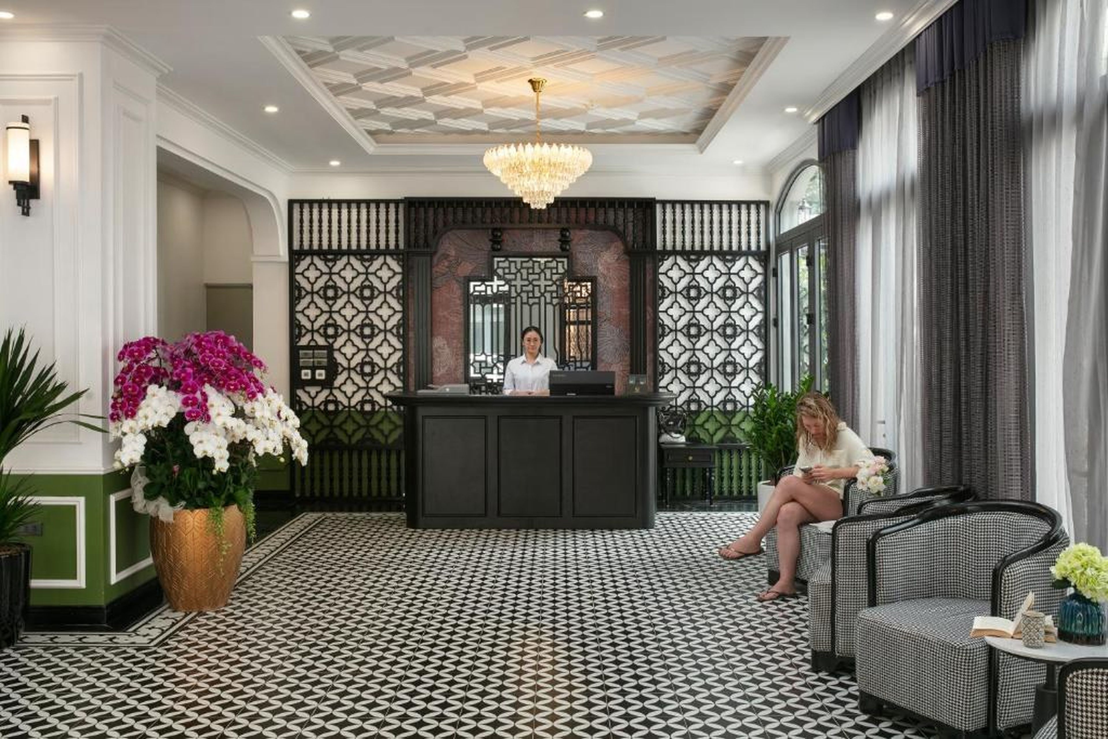 Elegant Boutique Hotel Ha Long - Hình 35