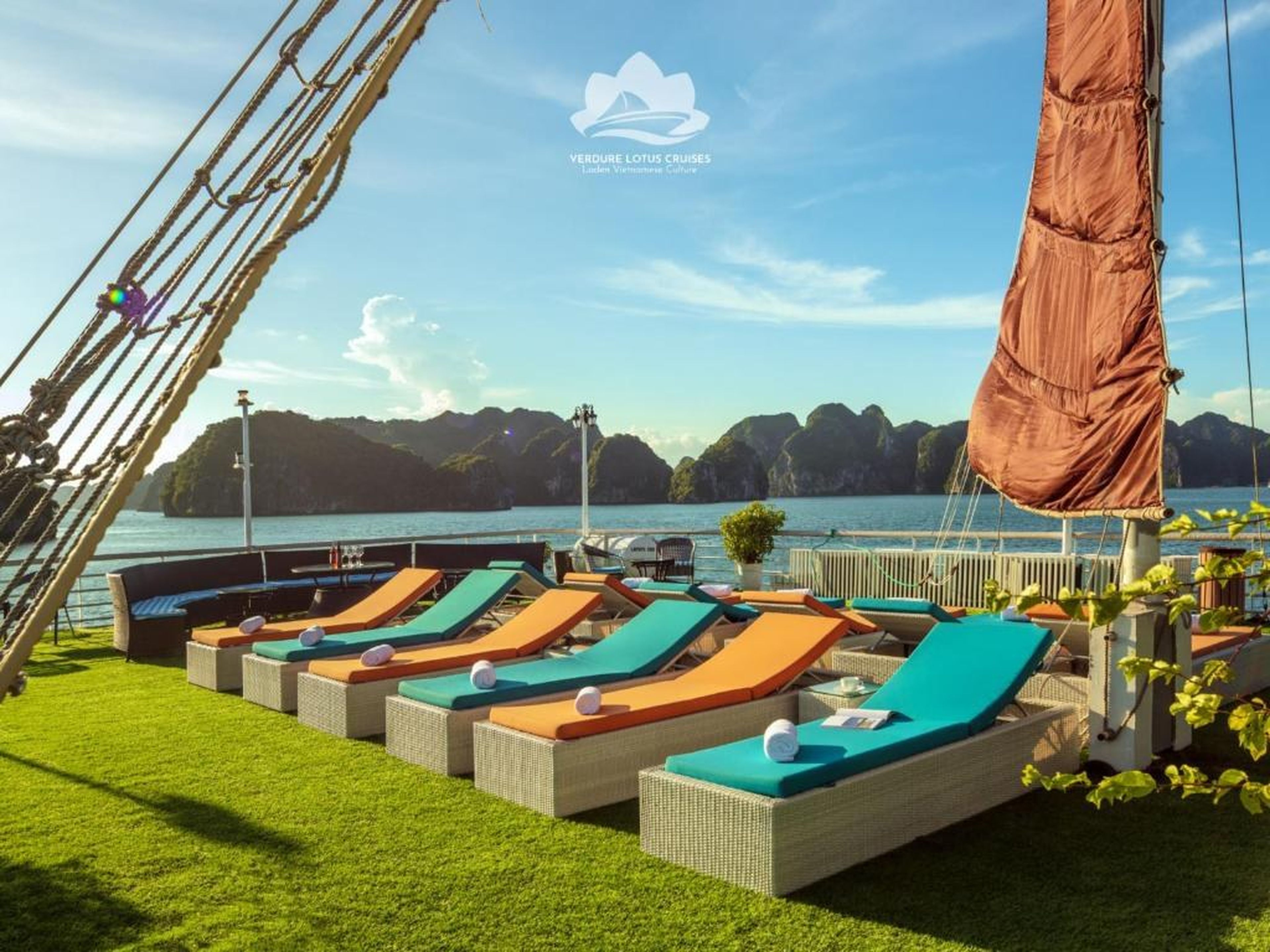 Verdure Lotus Classic Cruise on Lan Ha Bay - Hình 40