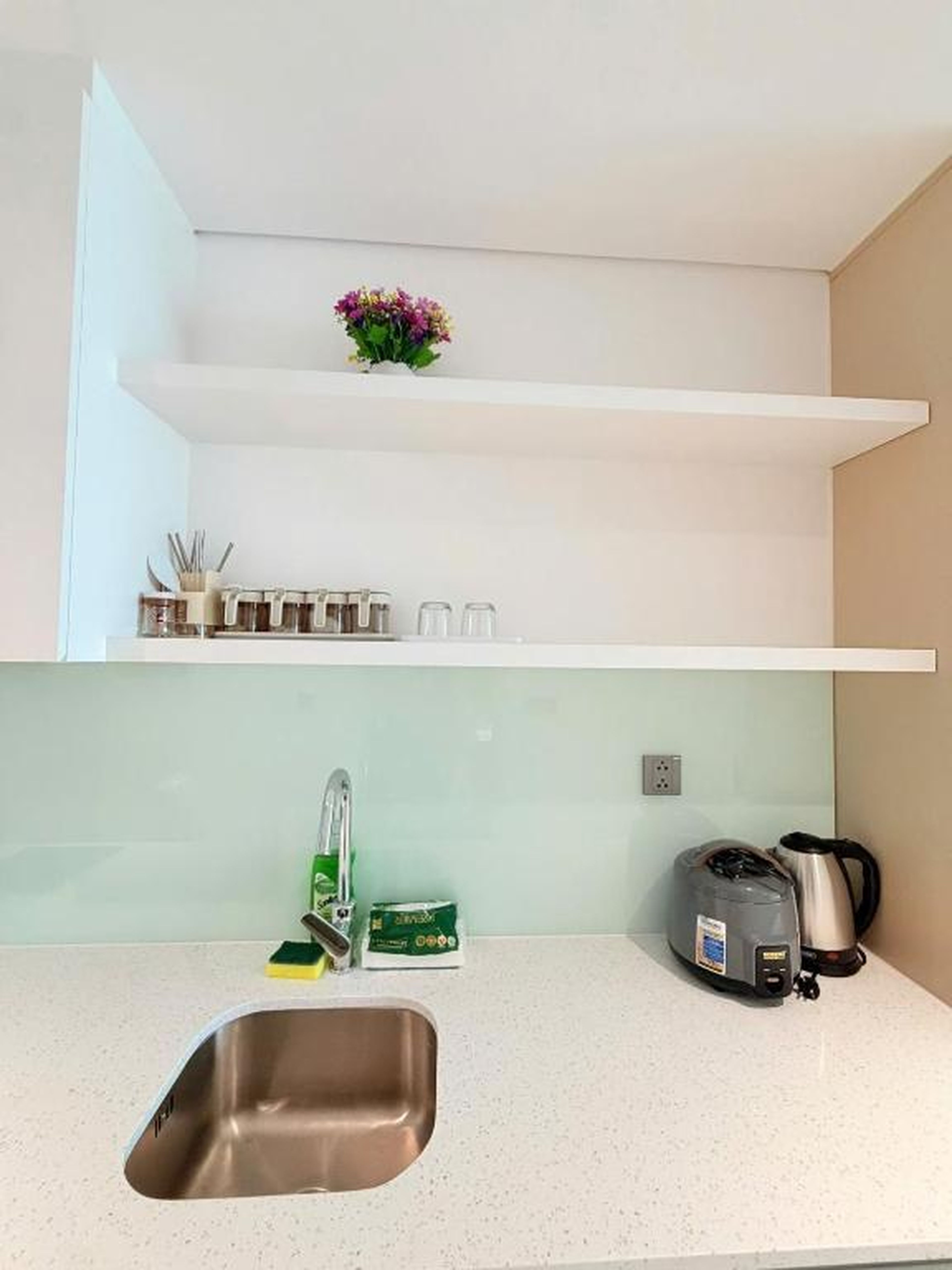 Oceanfront Apartment - Hình 10
