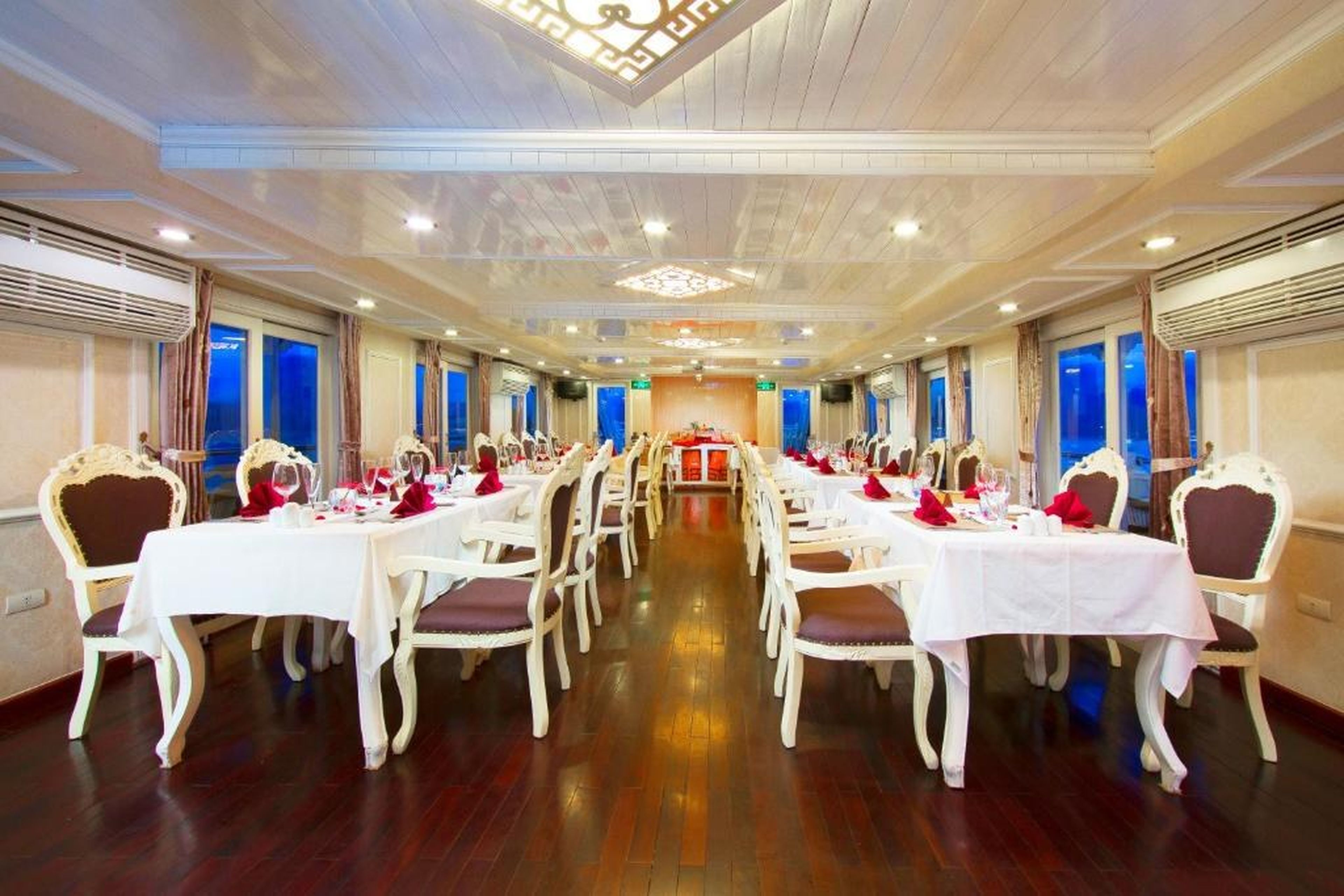 Signature Halong Cruise - Hình 33