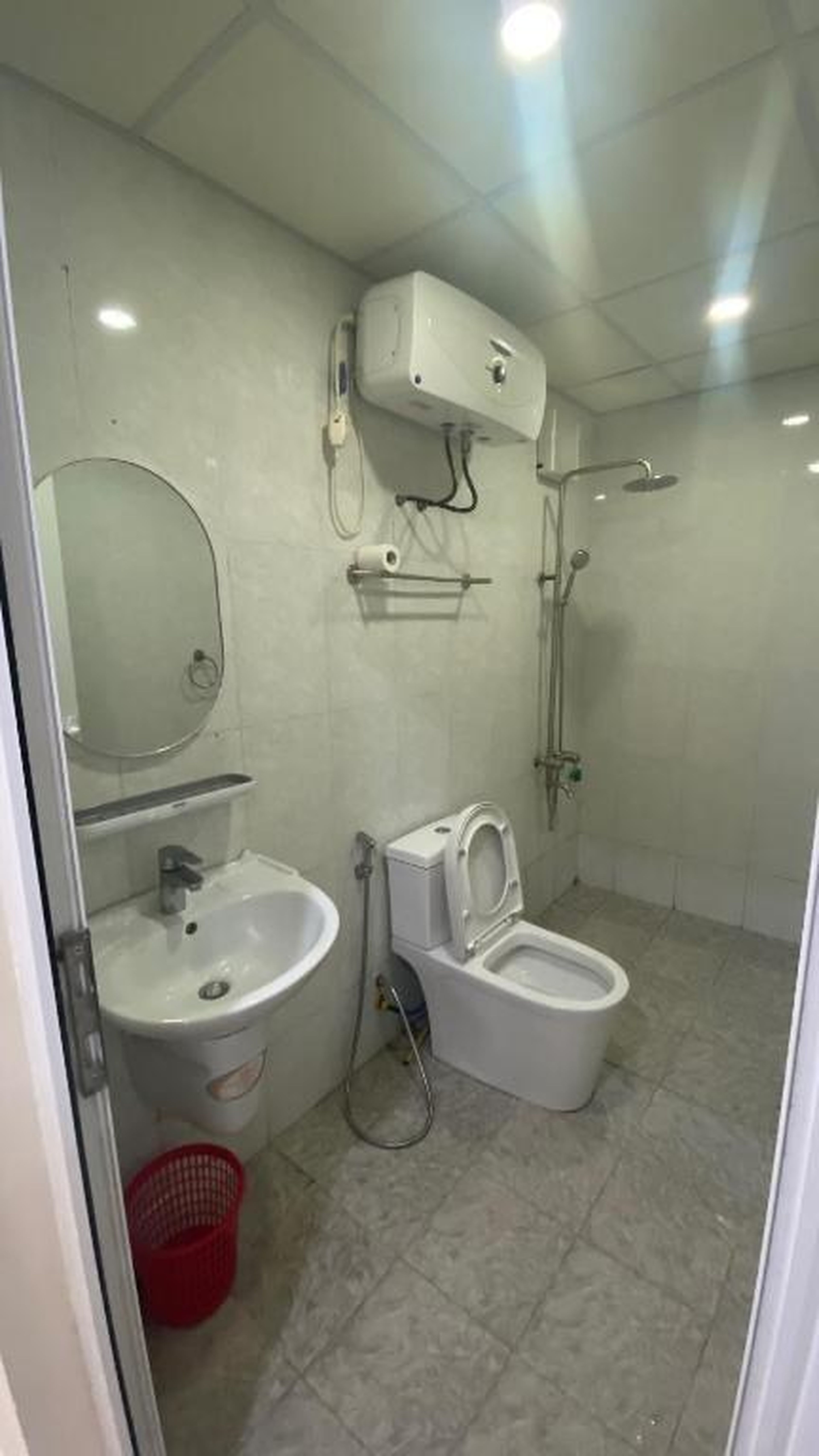 Căn hộ 3 ngủ gần biển - Hình 2