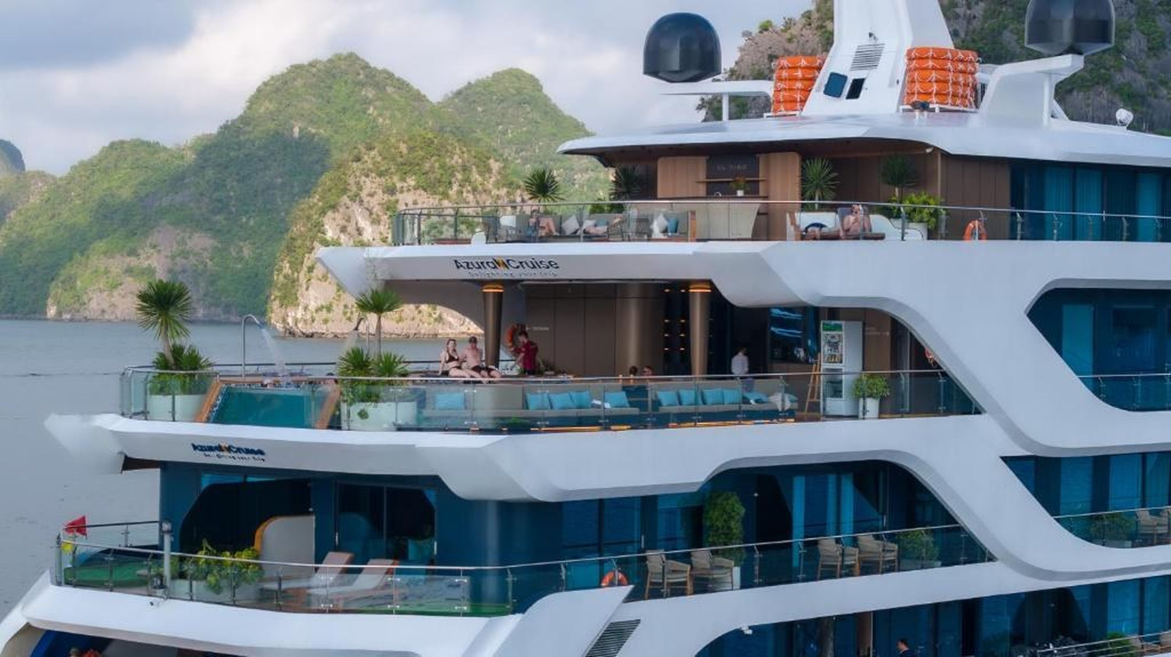 Azura Cruise - Hình 33