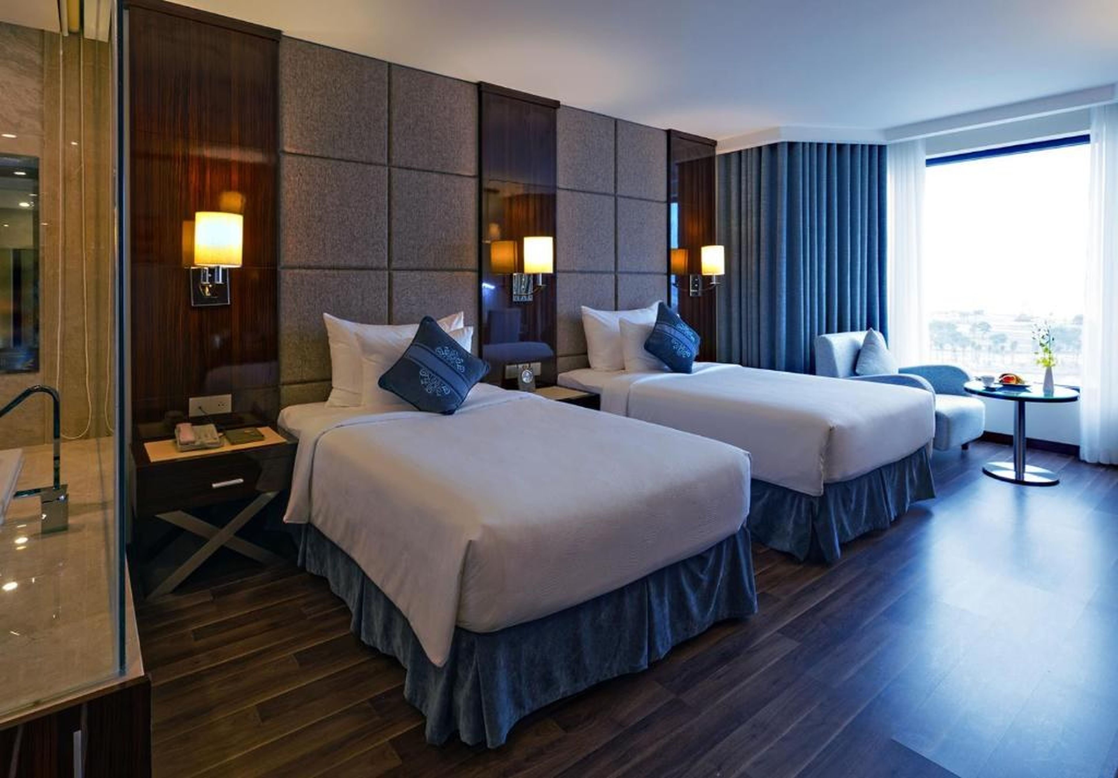 Central Luxury Hạ Long Hotel - Hình 17