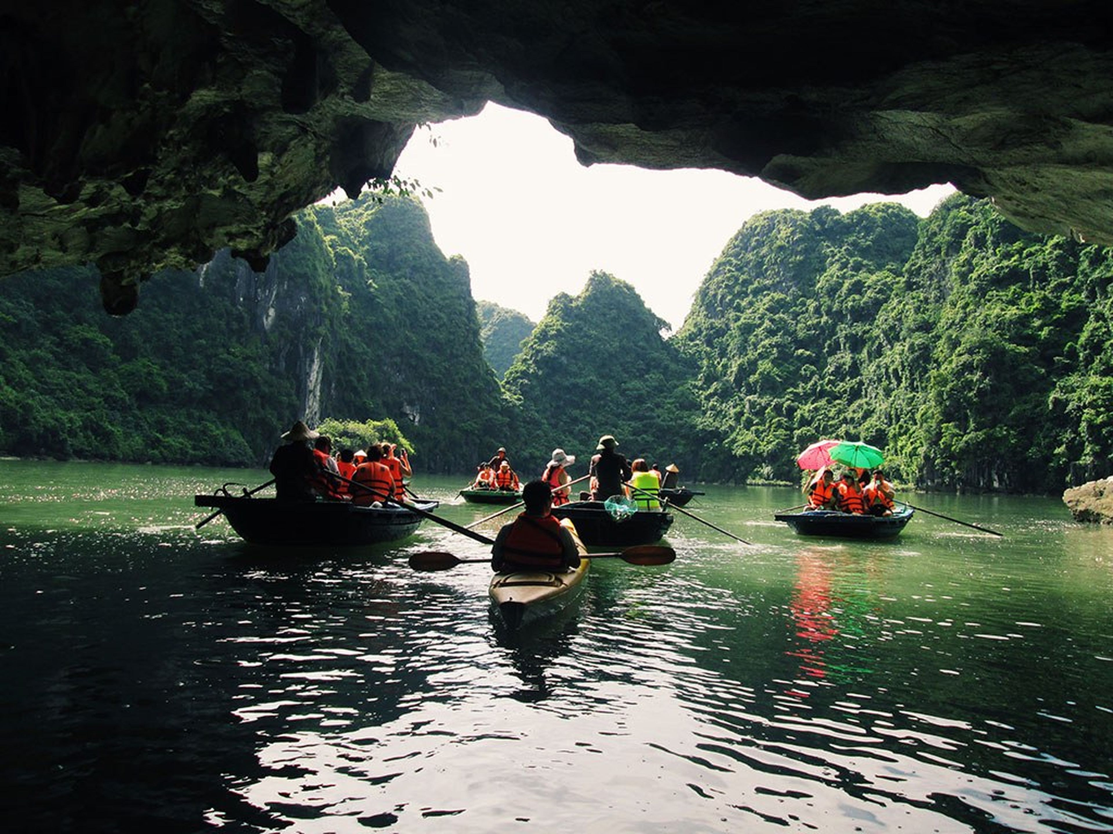 Đến Hang Luồn chèo thuyền kayak, ngắm khỉ vàng và nhiều hoạt động thú vị khác - Hình 7