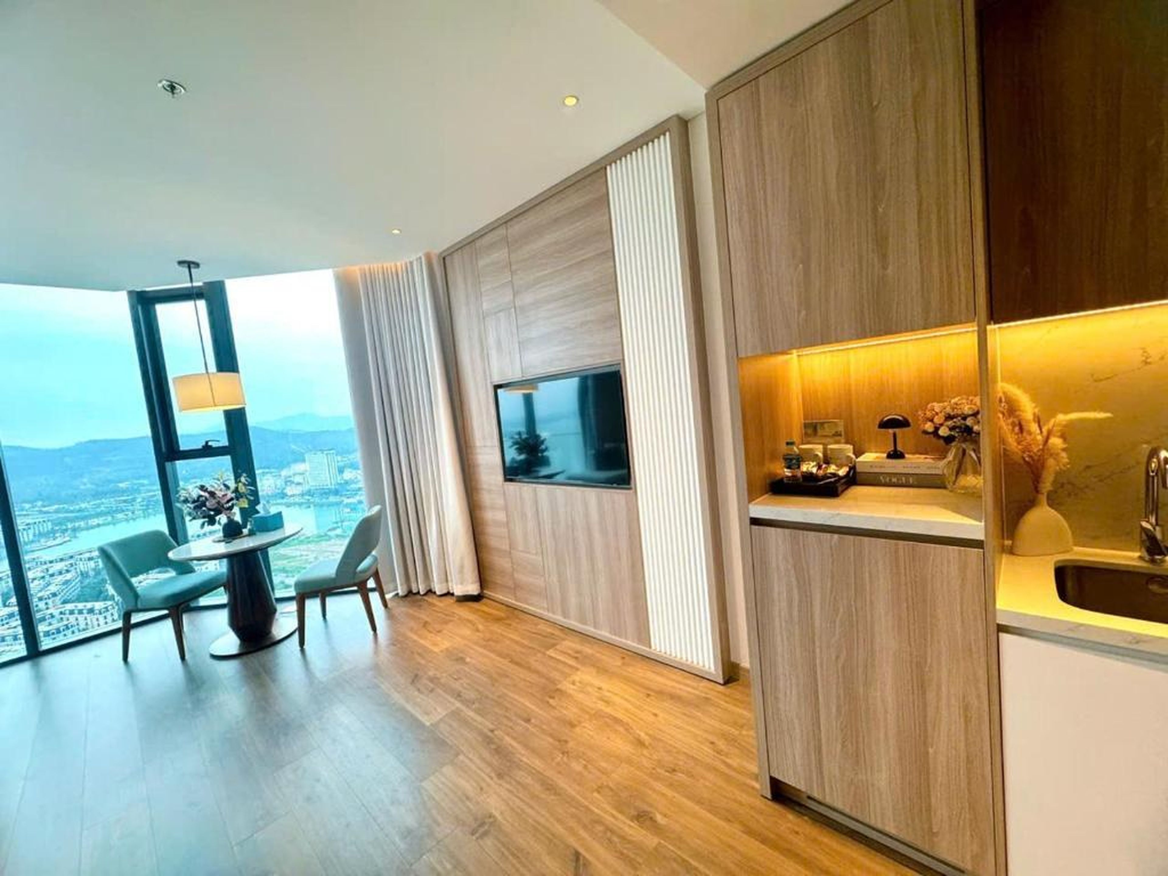 Alacarte Ha Long bay view biển và nhạc nước - Hình 28