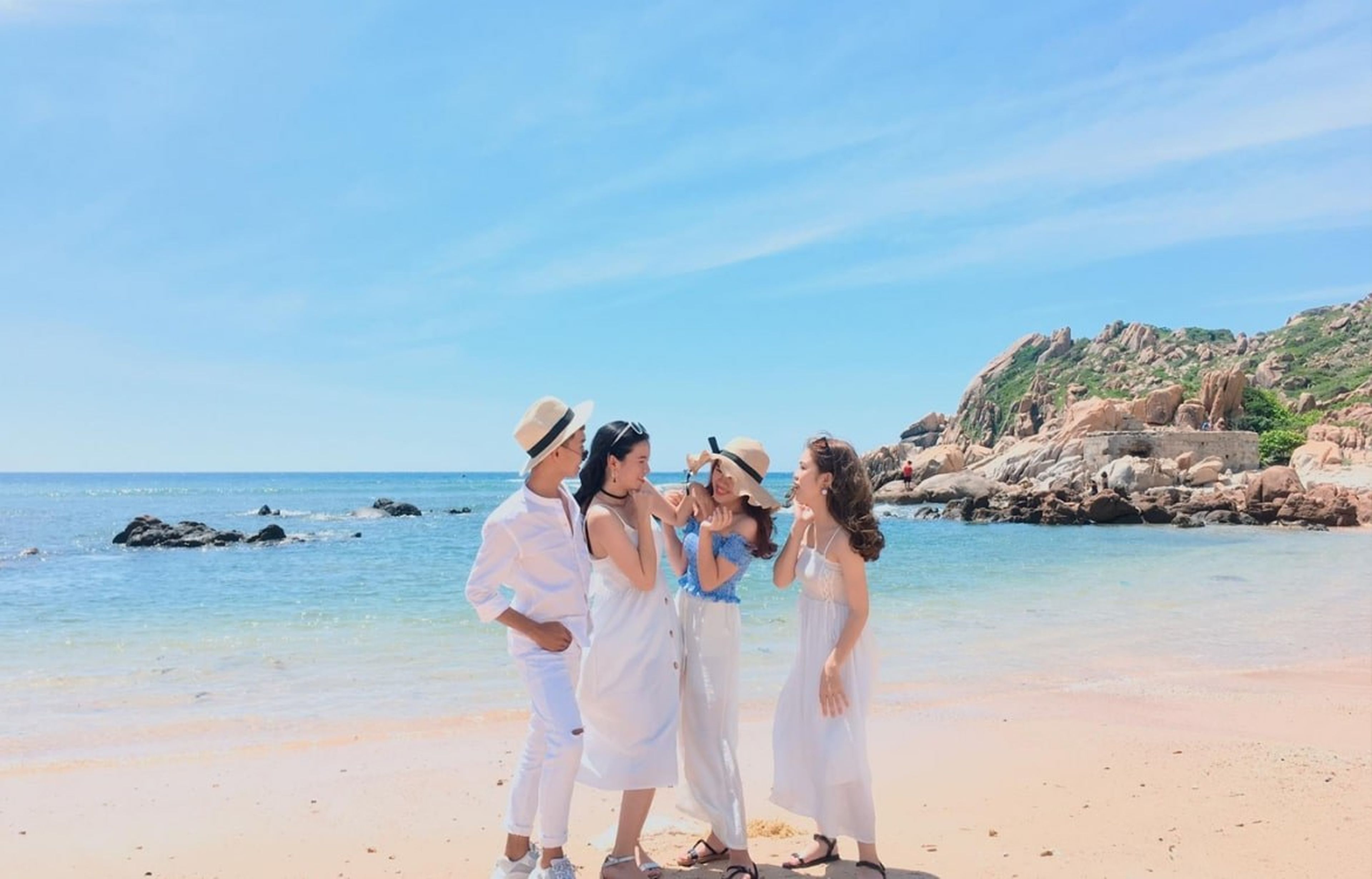 Discover Cô Tô Island, a Captivating Blue-Sea Destination - Hình 2