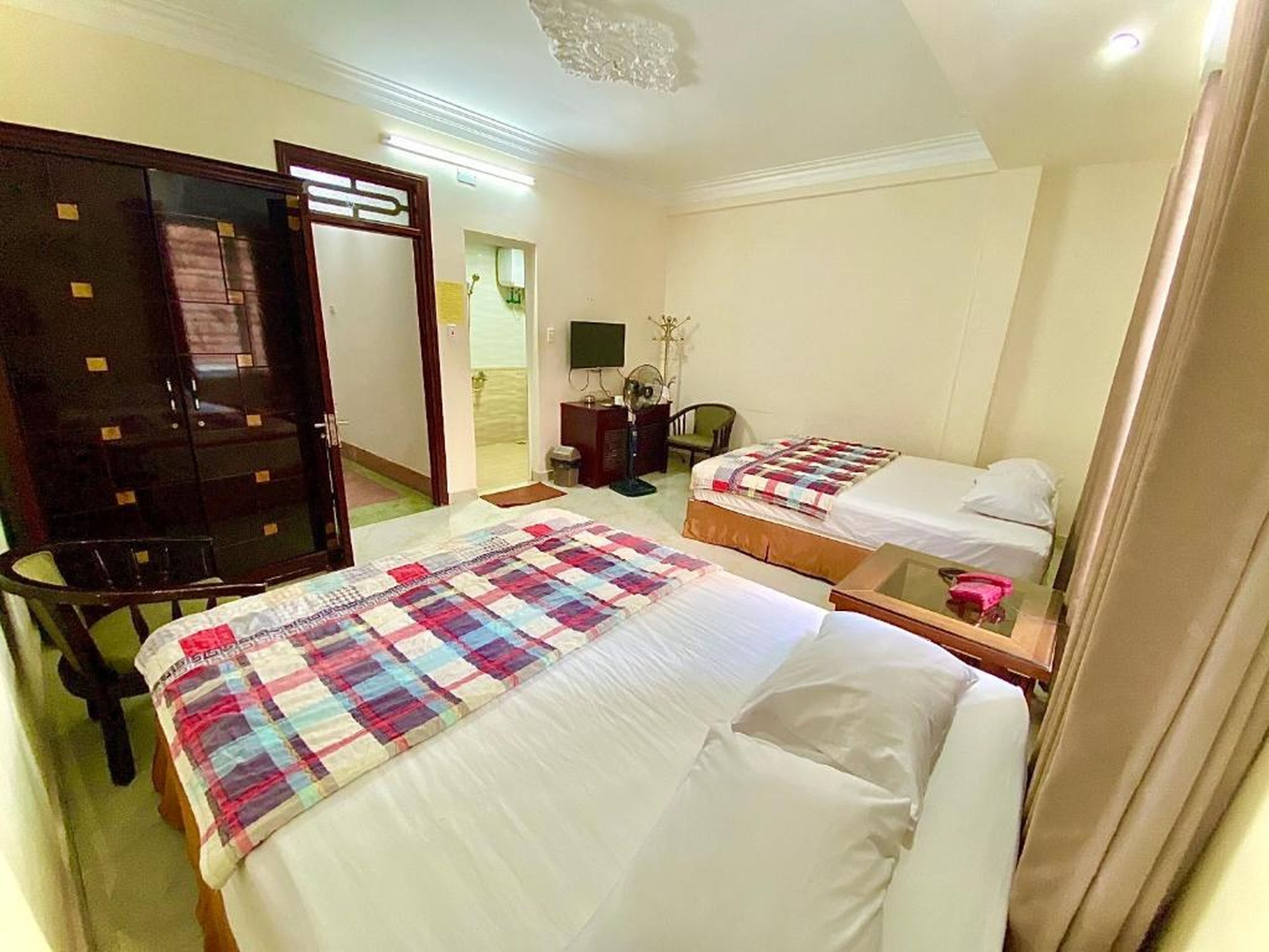 Viet Nhat Halong Hotel - Bai Chay - Hình 13
