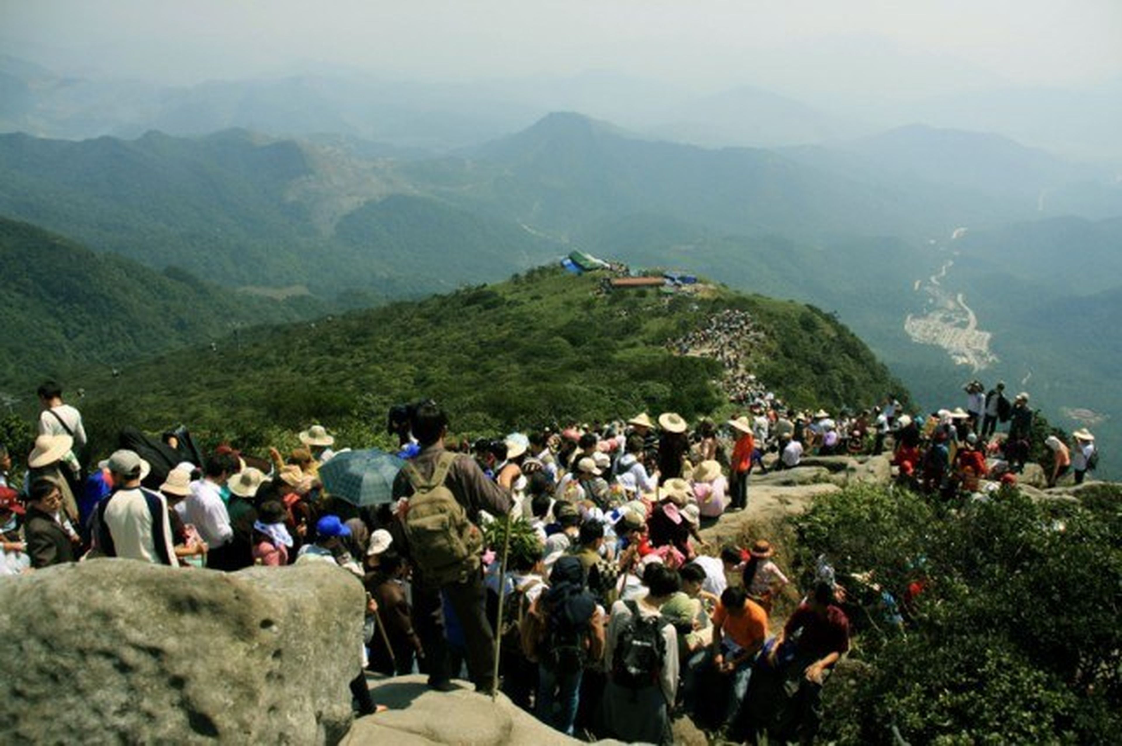 Yên Tử Scenic Site – Sacred Land, Birthplace of the Trúc Lâm Zen Sect - Hình 9