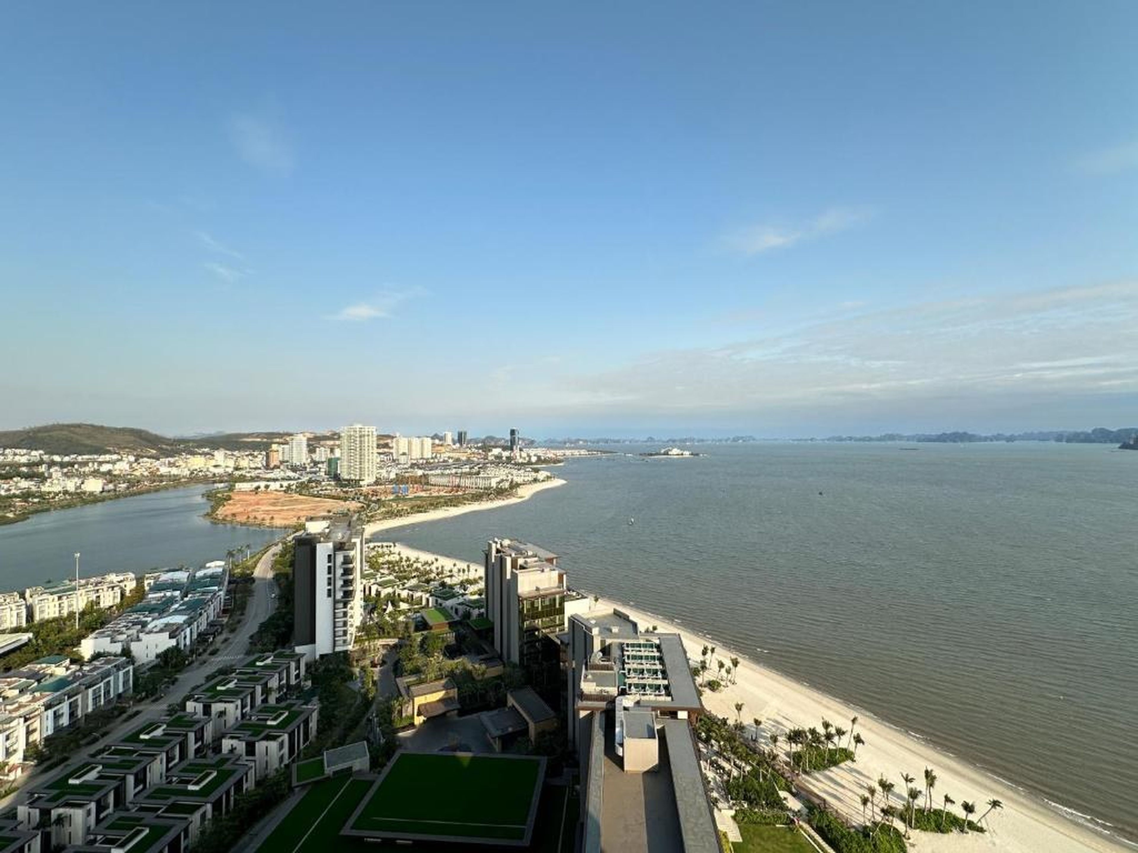 Lumi Apartment Alacate Hạ Long - Hình 28