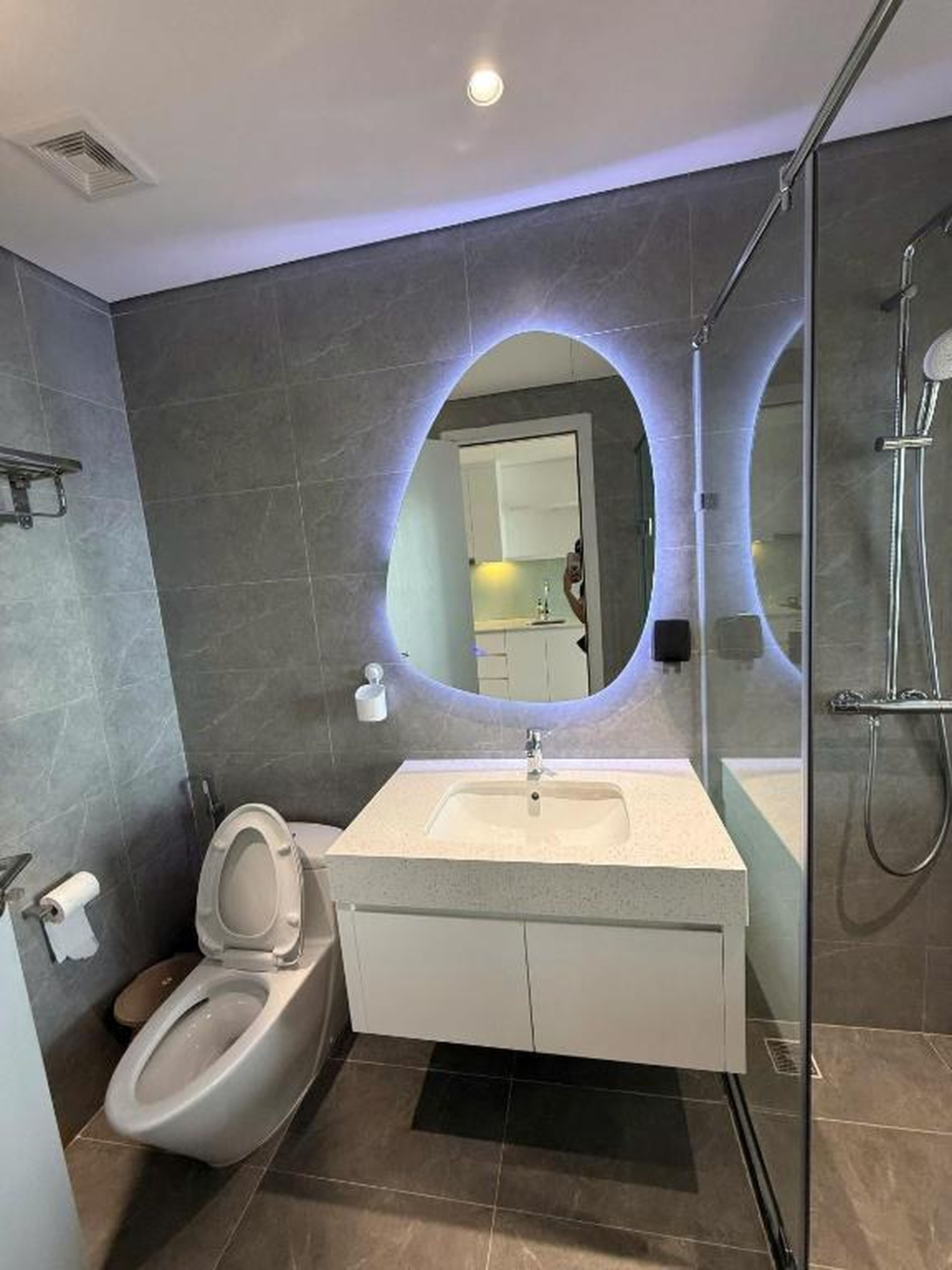 Oceanfront Apartment - Hình 12