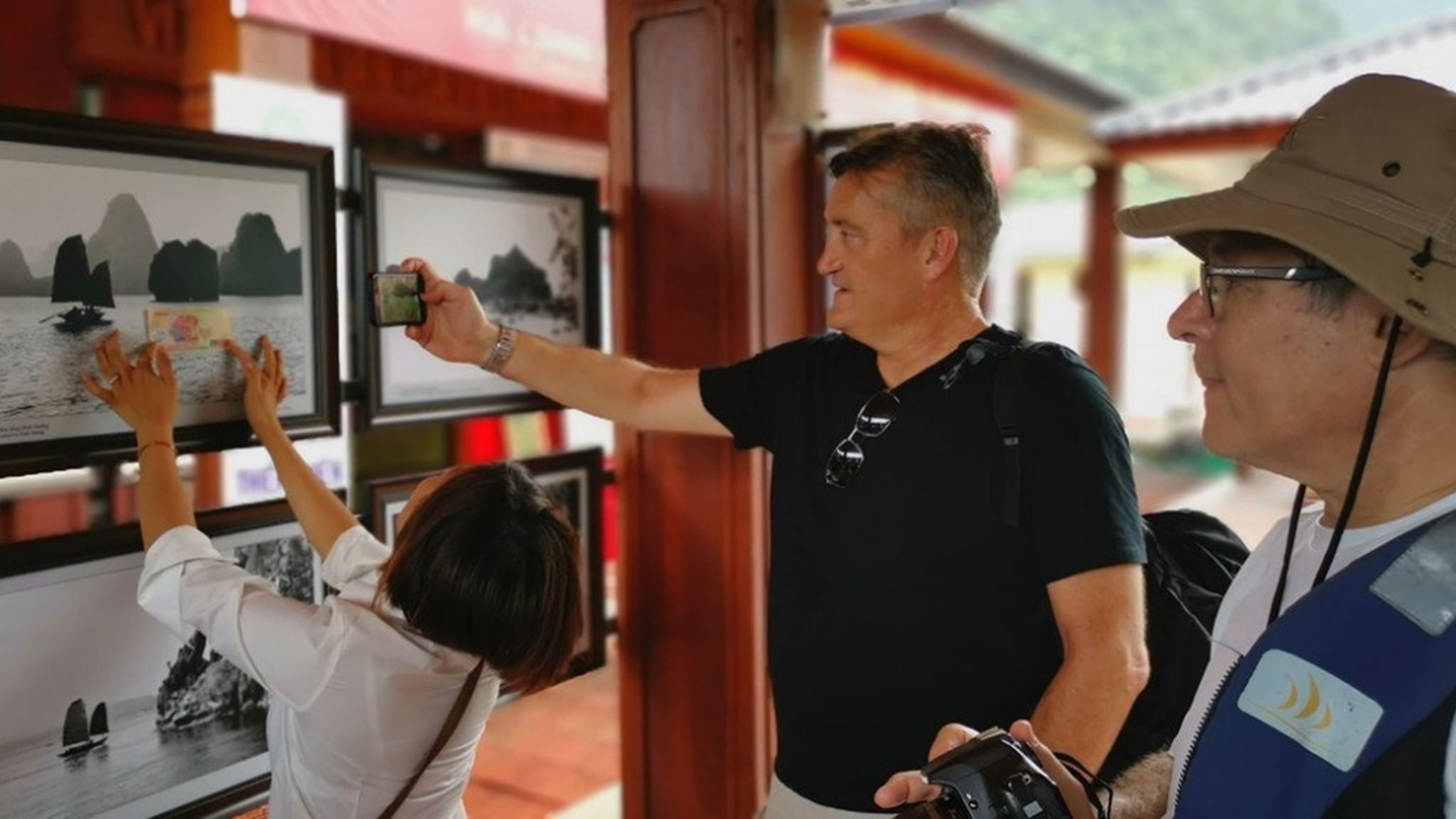 Cua Van Floating Cultural Center – a floating museum on Ha Long Bay - Hình 5
