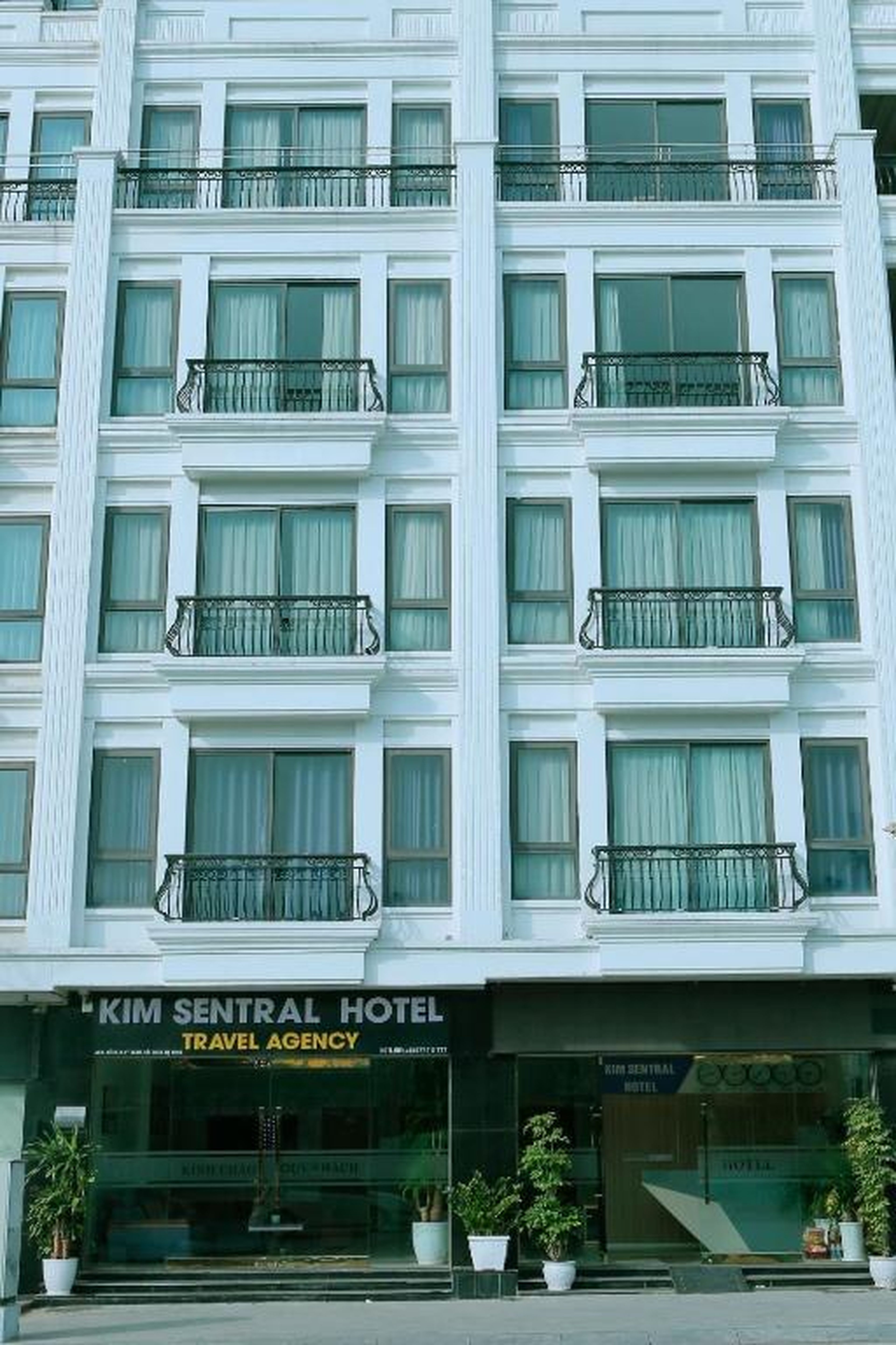 Kim Sentral Hotel - Travel Agency - Hình 6