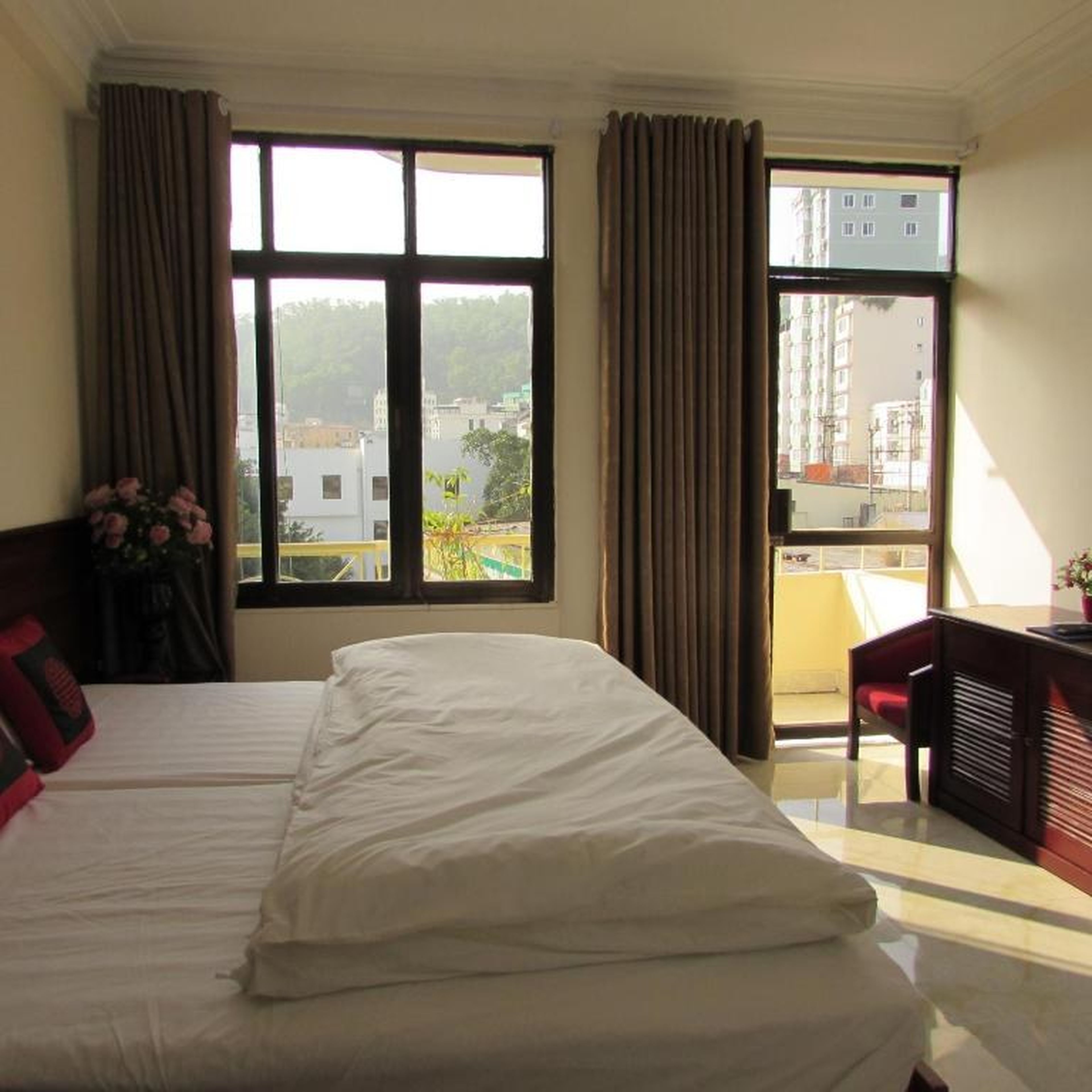 Viet Nhat Halong Hotel - Bai Chay - Hình 39