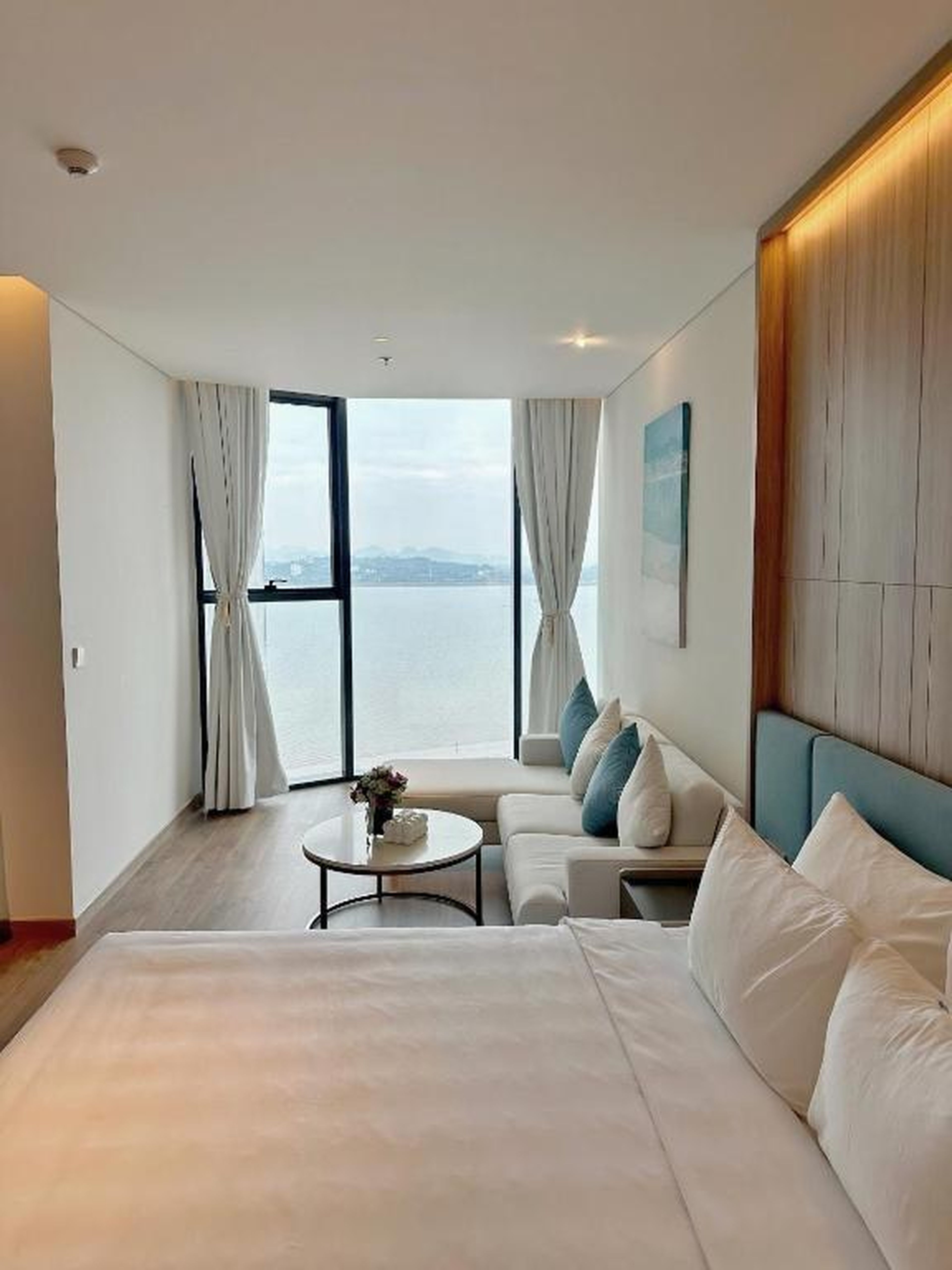 SamSet Corner Seaview Studio A La Carte Ha Long Bay - Hình 1