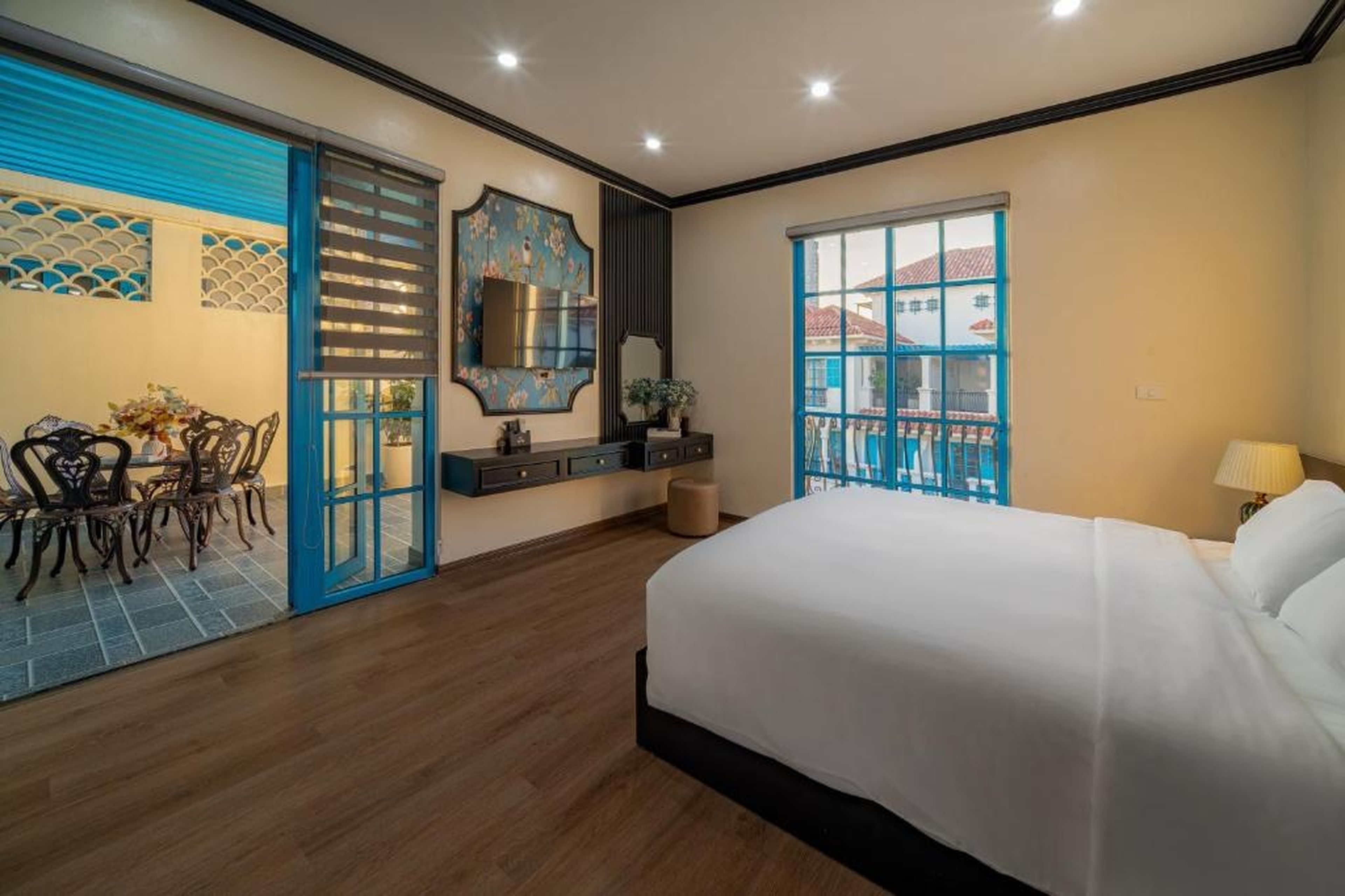 The Villas By Sun Grand City Feria Ha Long bay - Hình 24
