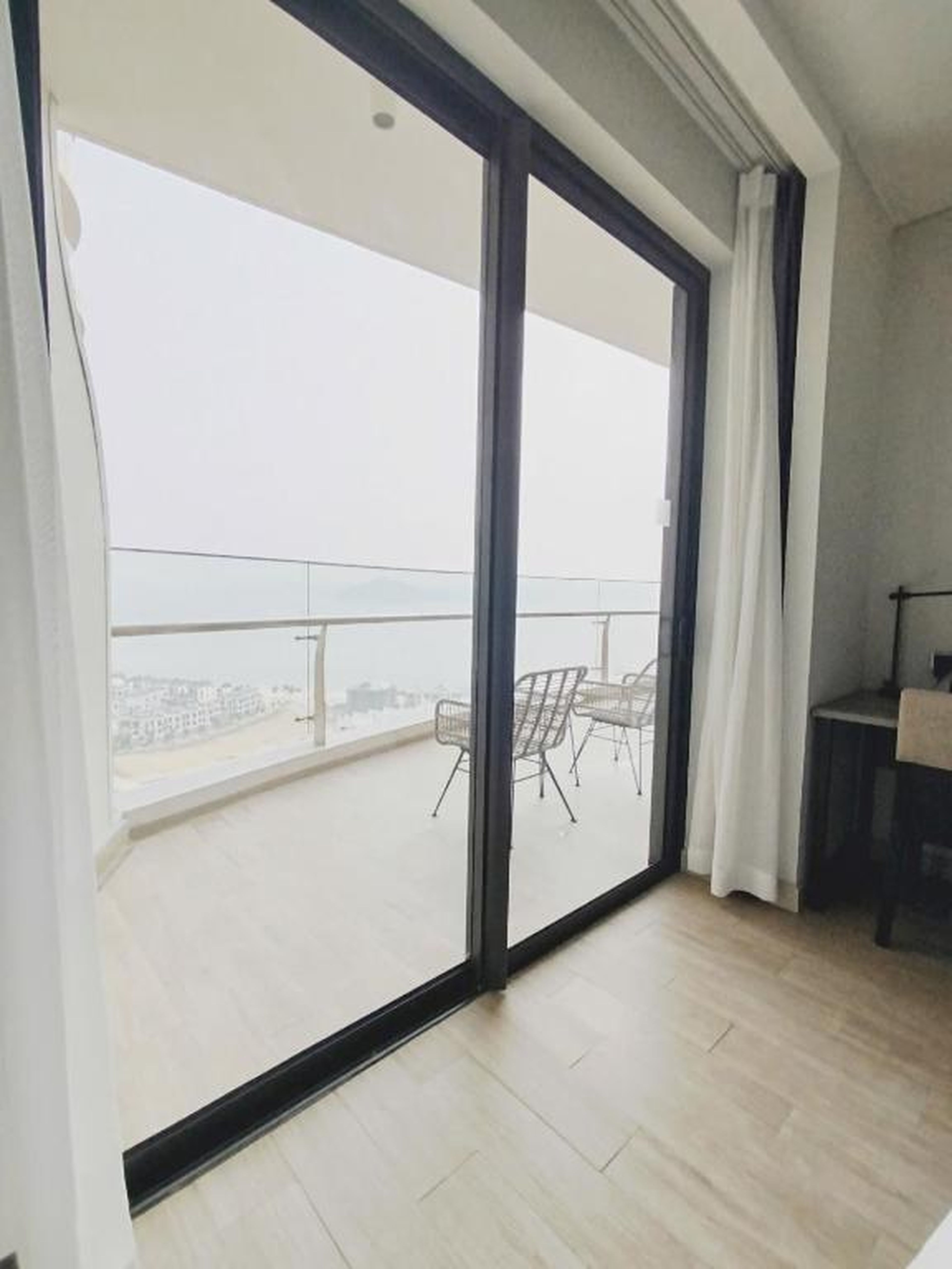 CĂN HỘ 5 SAO CAO CẤP Citadines view biển - Hình 16
