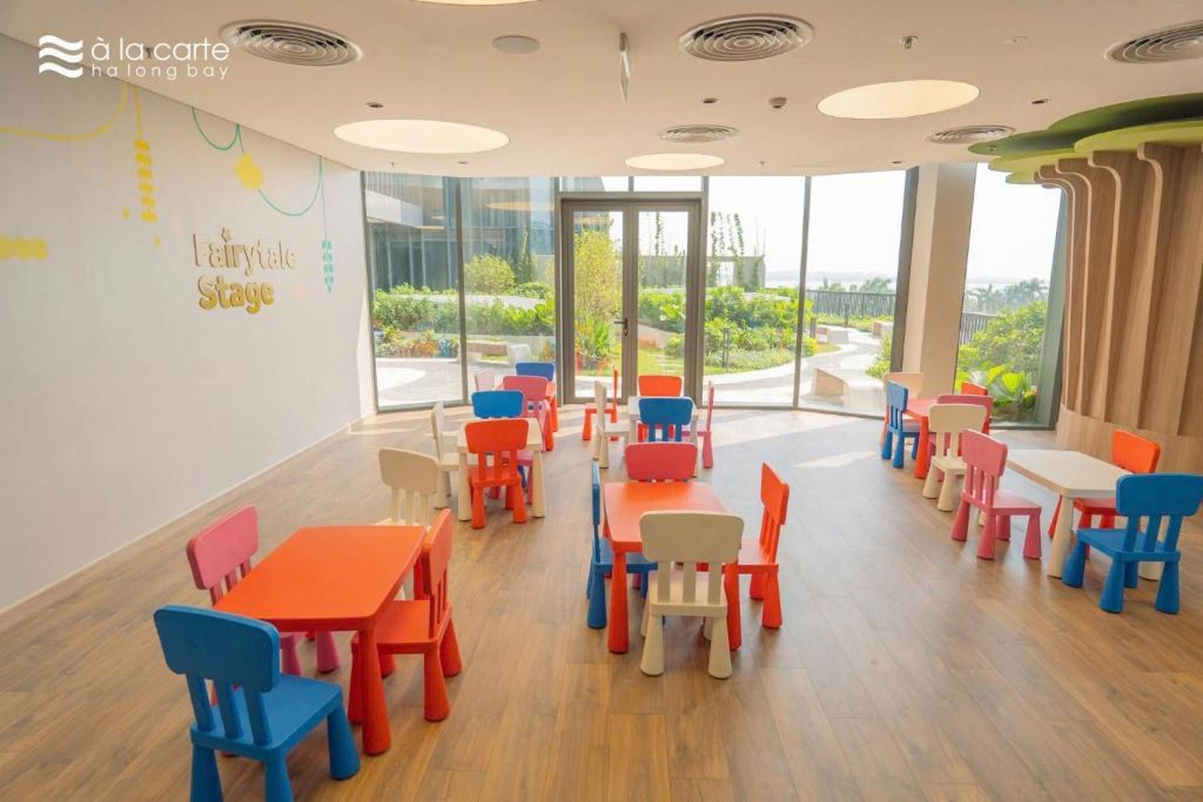 A La Carte Ha long Bay Apartment By JUNHOME - Hình 10