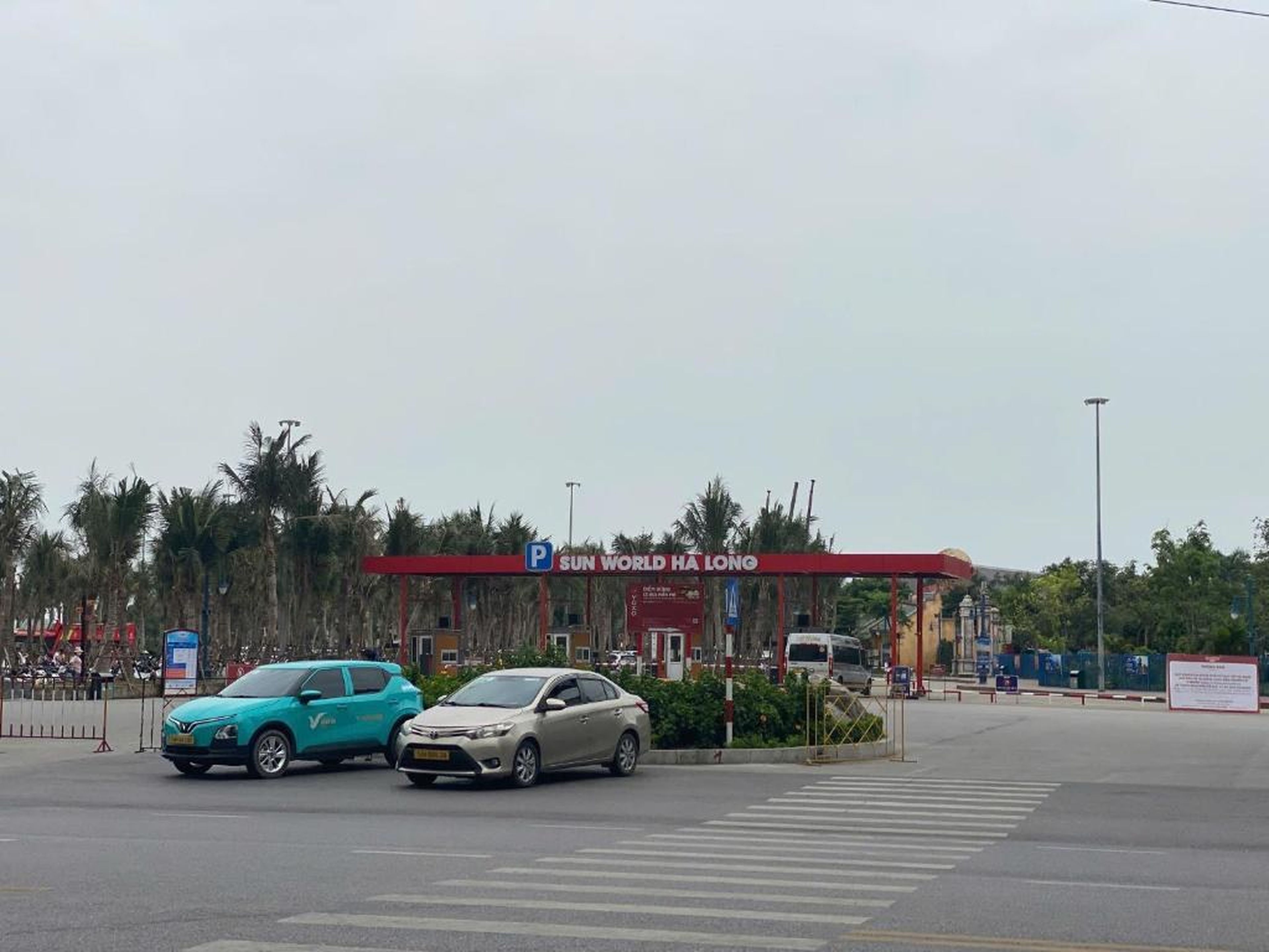 Homestay Dragon Castle Bãi Cháy Hạ Long Quảng Ninh - Hình 49