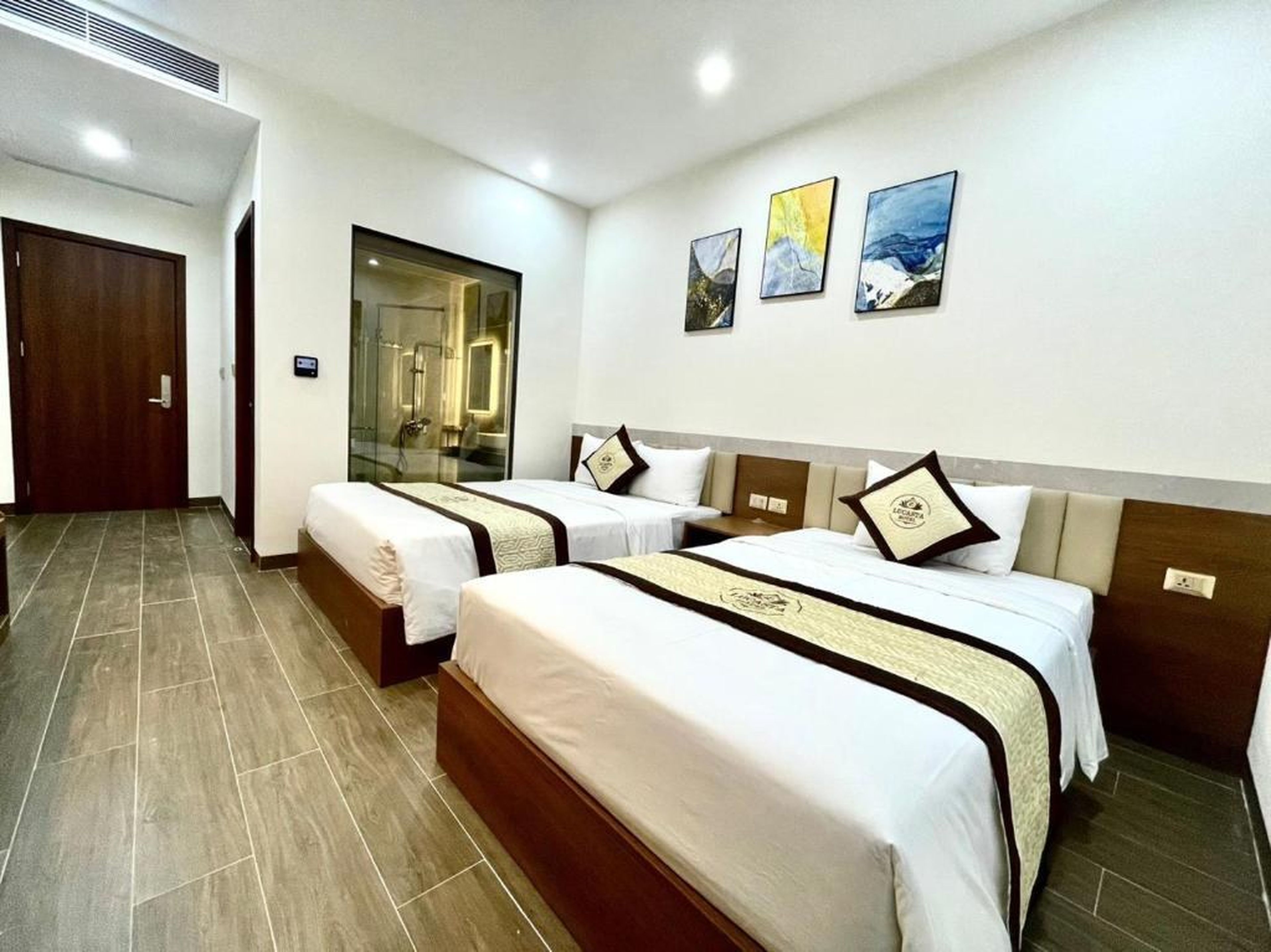 Lucasta Hotel Ha Long - Hình 49