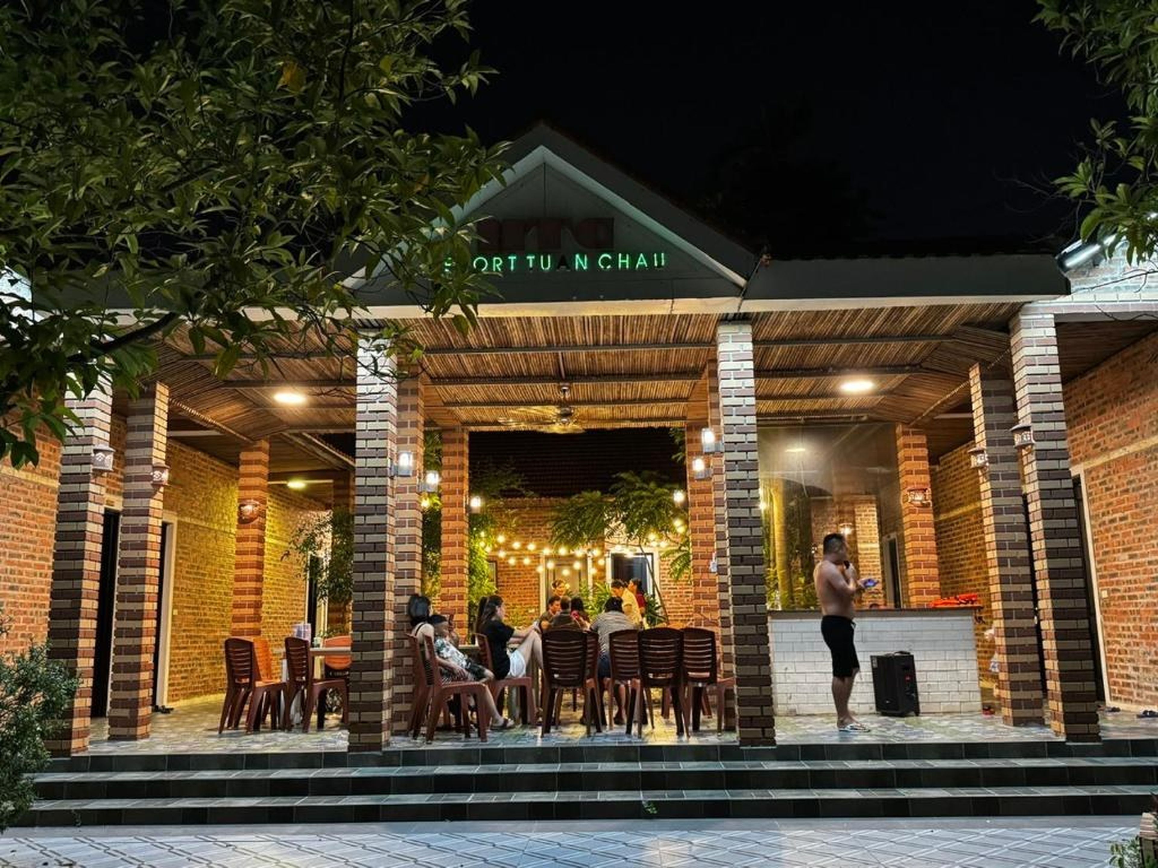 Homestay HTC Tuần Châu - Hình 20