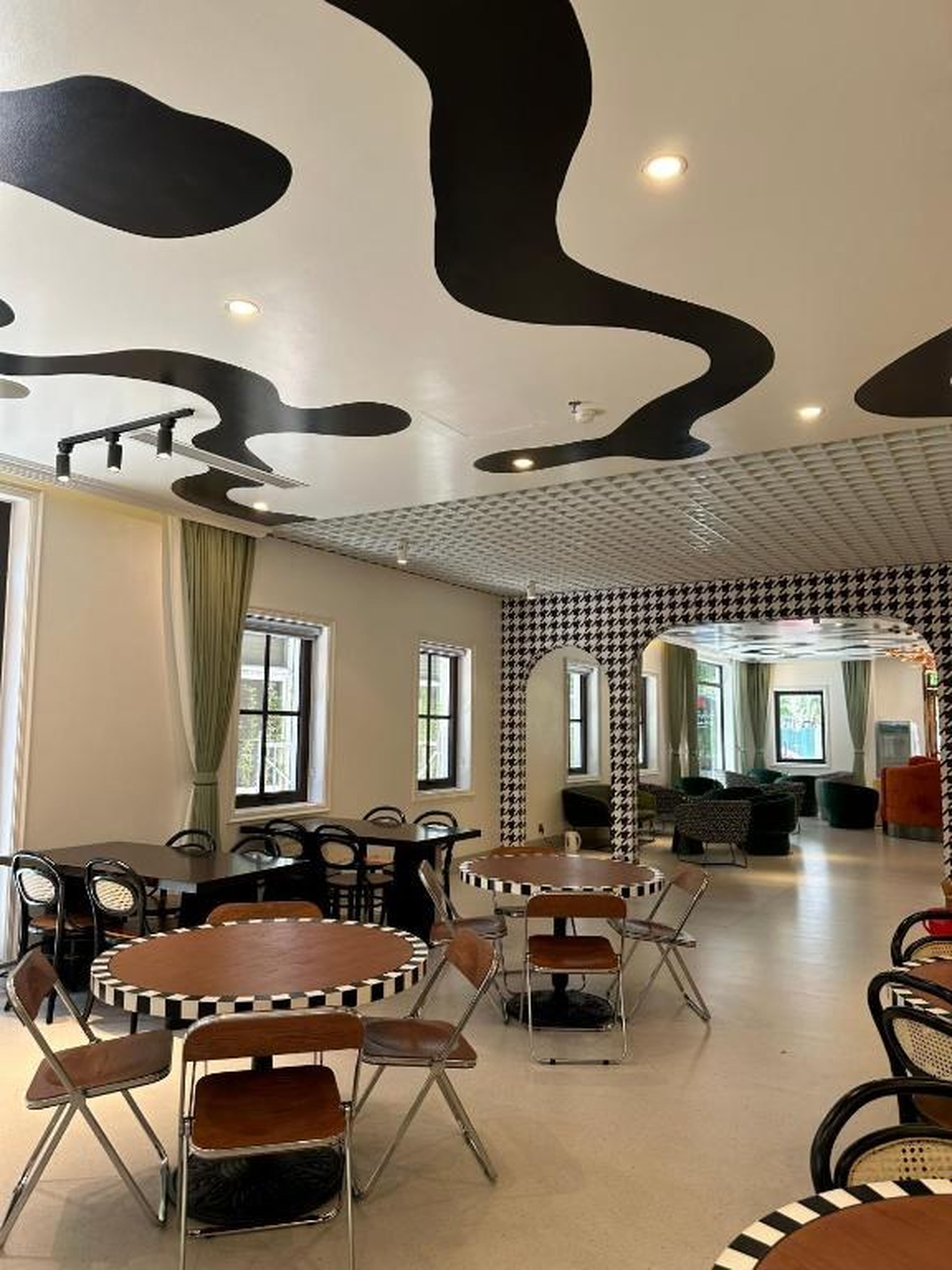 MORII Boutique Hotel Hạ Long - Hình 4