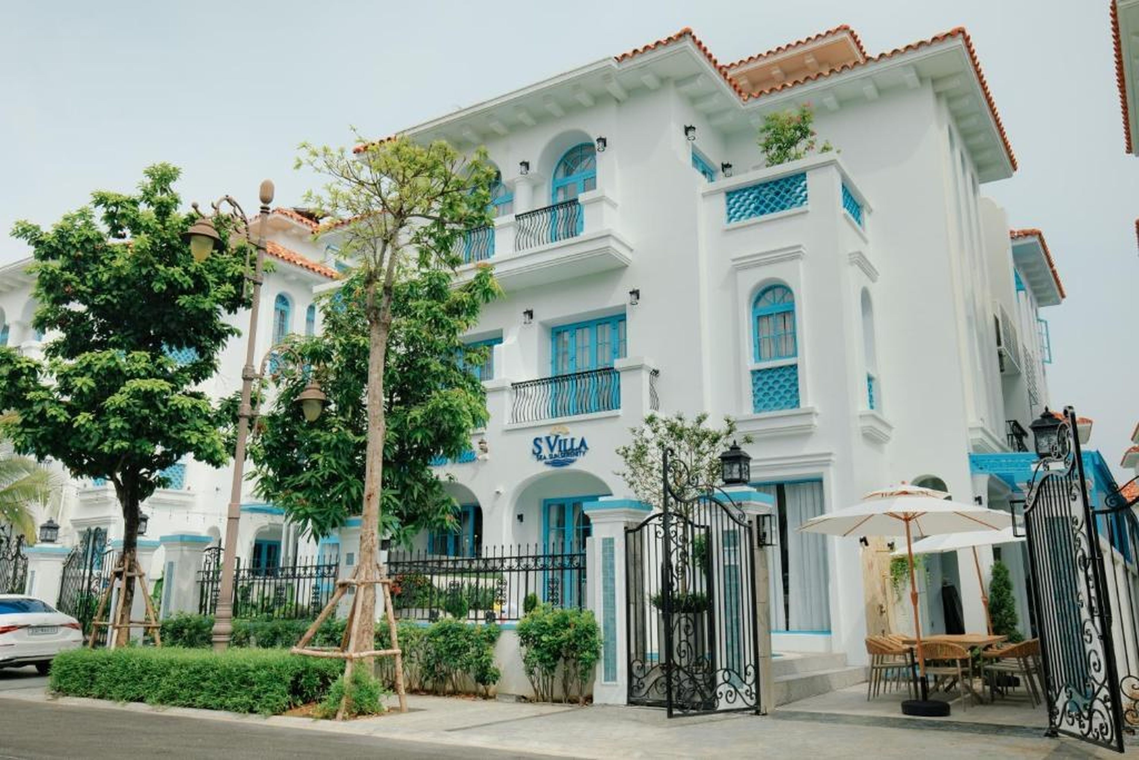 S Villa Ha Long - City Center, Near Beach - 6BR Private Villa with Pool, Jacuzzi, Sauna, Karaoke - Hình 47