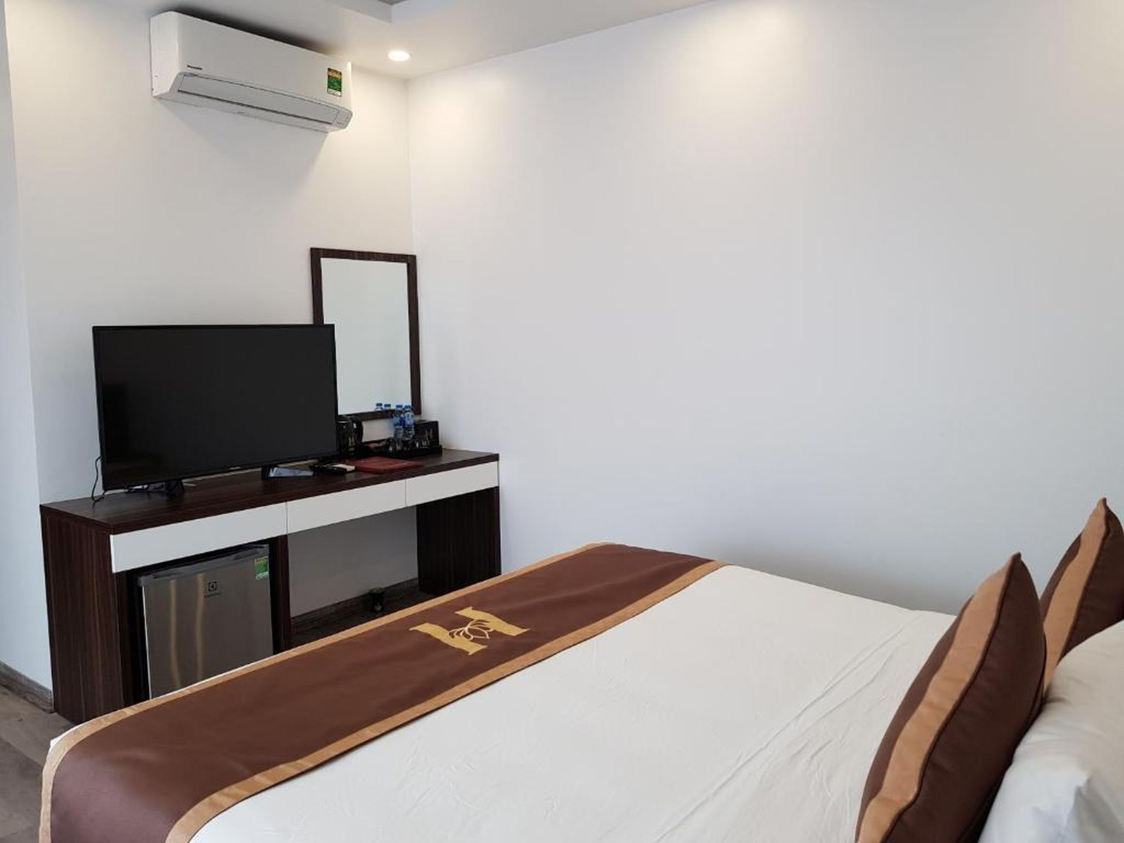 Helen Halong Hotel - Hình 14